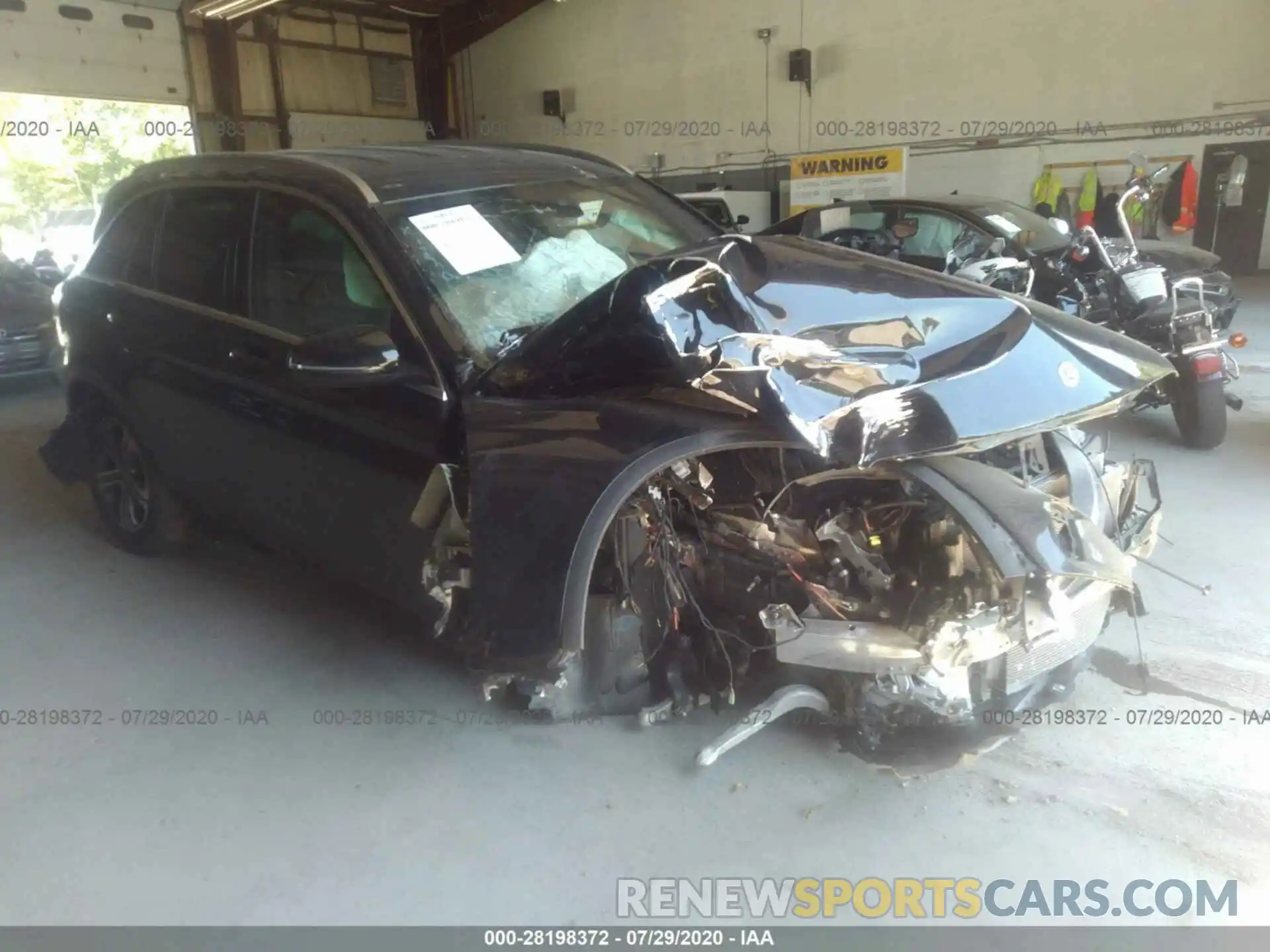 1 Photograph of a damaged car W1N0G8EB7LF771277 MERCEDES-BENZ GLC 2020