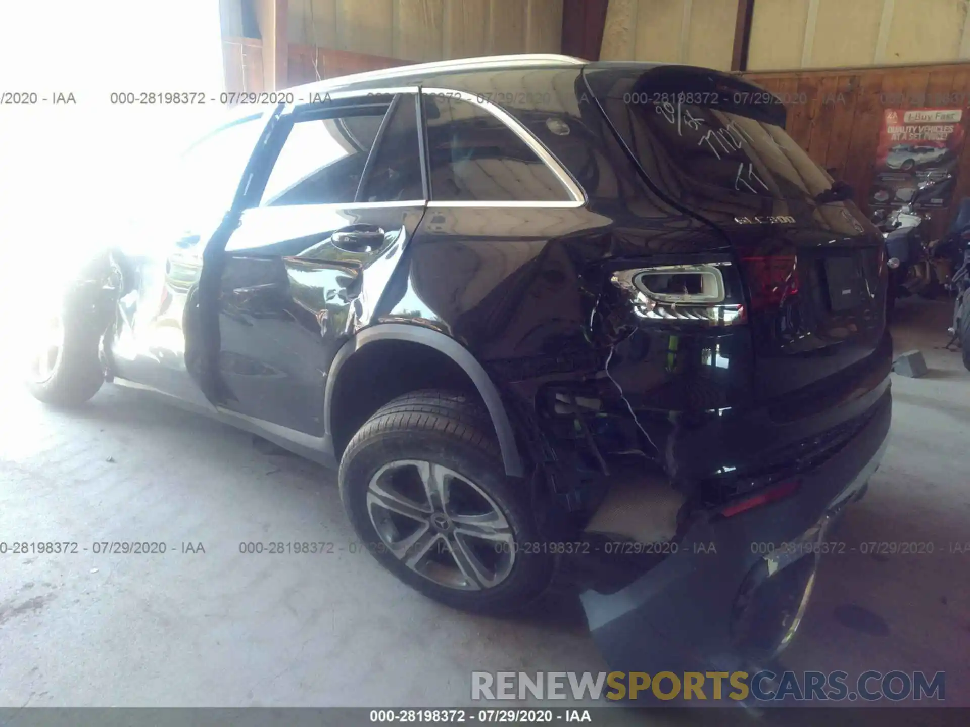 3 Photograph of a damaged car W1N0G8EB7LF771277 MERCEDES-BENZ GLC 2020