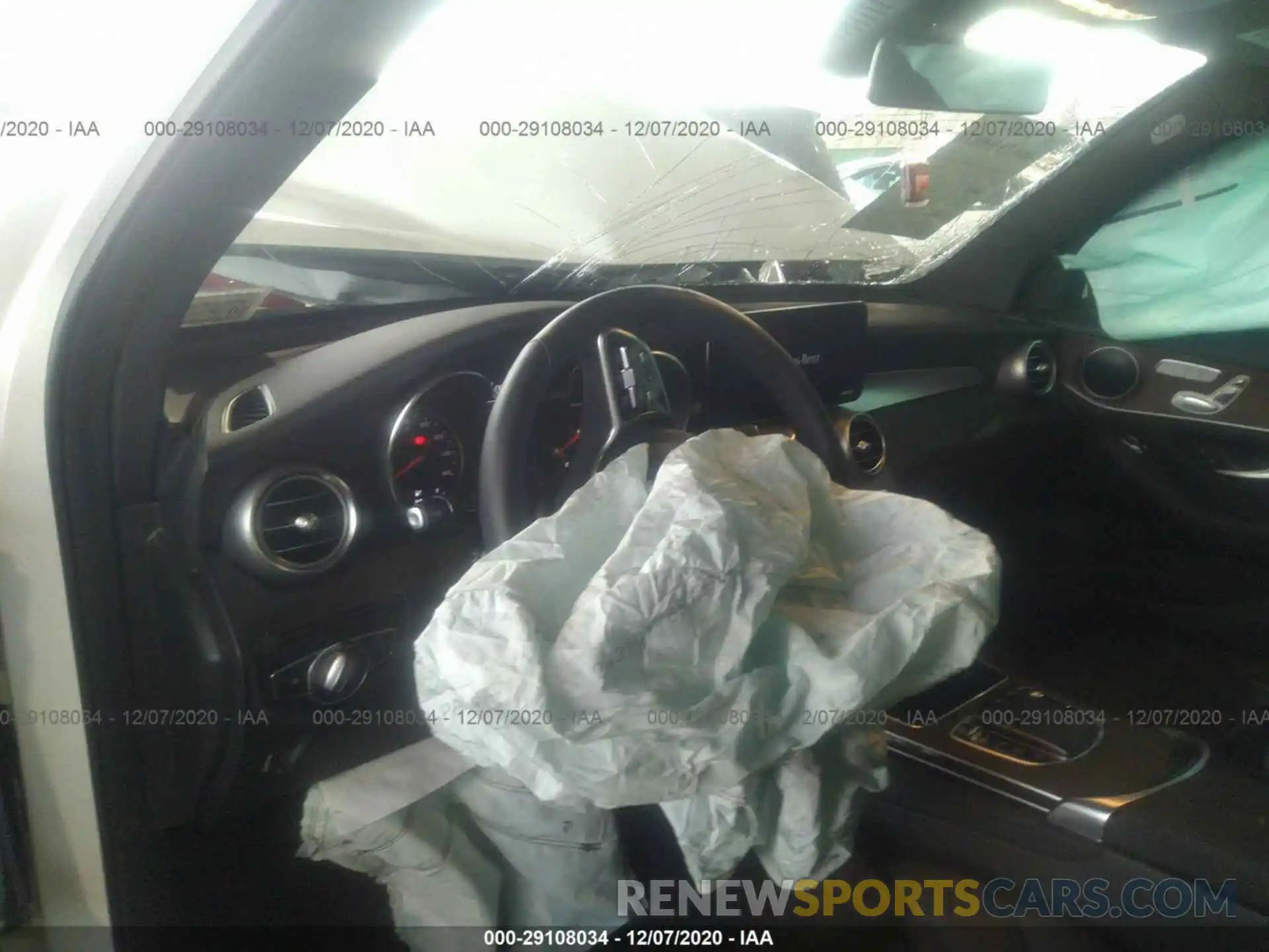 5 Photograph of a damaged car W1N0G8EB7LF804844 MERCEDES-BENZ GLC 2020