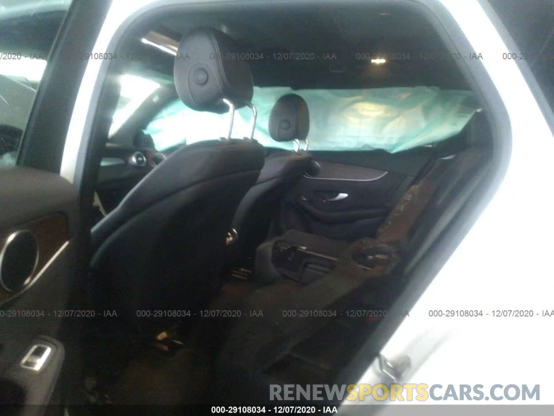 8 Photograph of a damaged car W1N0G8EB7LF804844 MERCEDES-BENZ GLC 2020