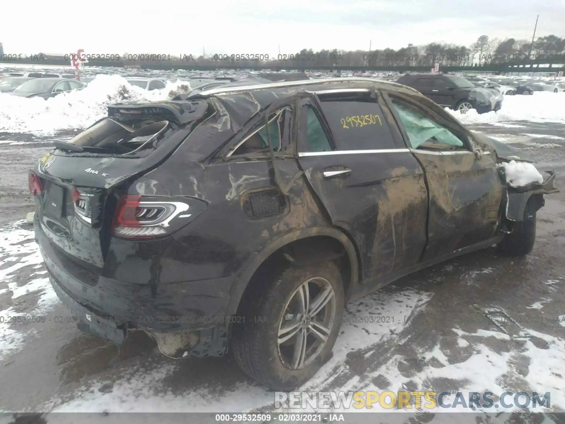 4 Photograph of a damaged car W1N0G8EB8LF761809 MERCEDES-BENZ GLC 2020