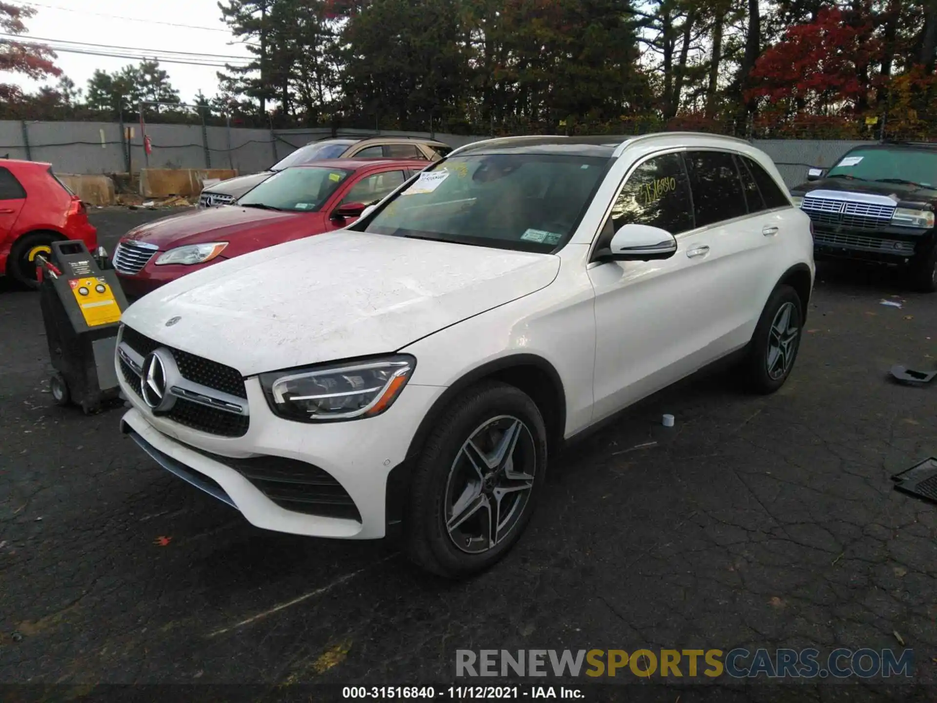 2 Photograph of a damaged car W1N0G8EB8LF772390 MERCEDES-BENZ GLC 2020