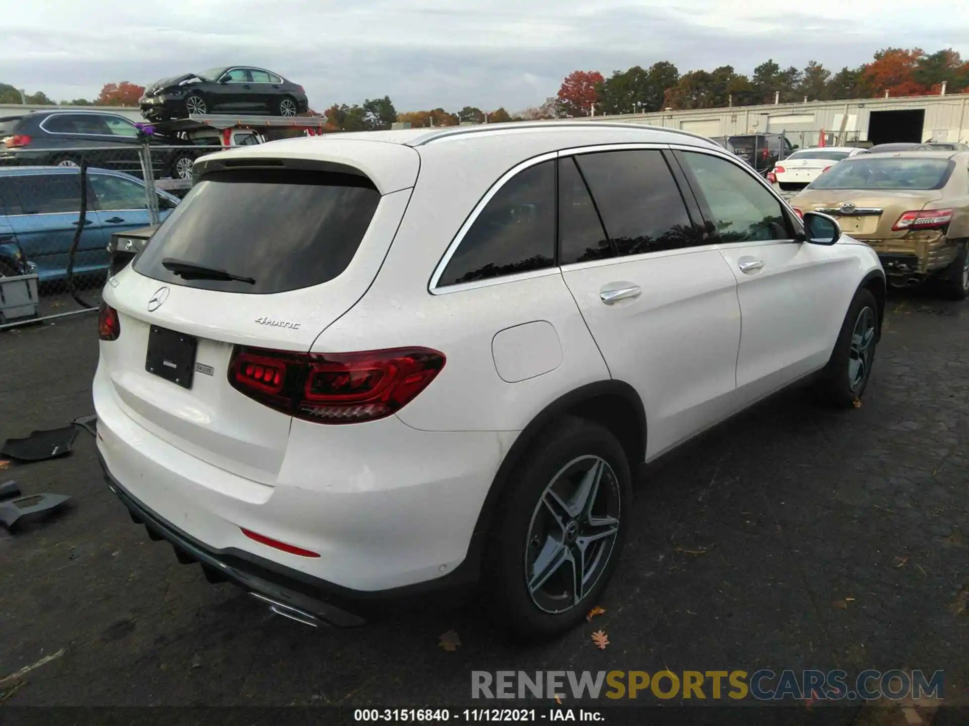 4 Photograph of a damaged car W1N0G8EB8LF772390 MERCEDES-BENZ GLC 2020