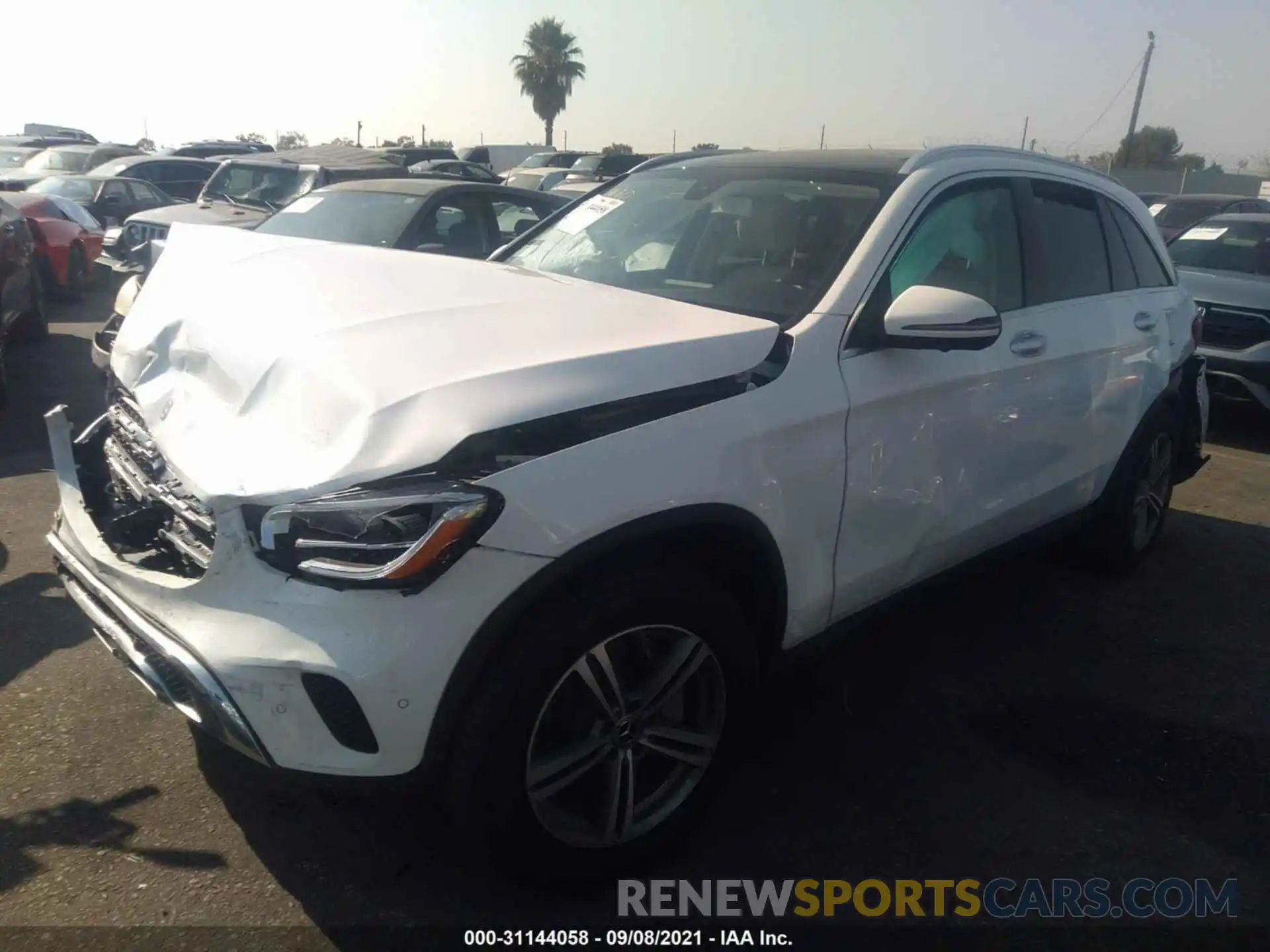 2 Photograph of a damaged car W1N0G8EB8LF809857 MERCEDES-BENZ GLC 2020