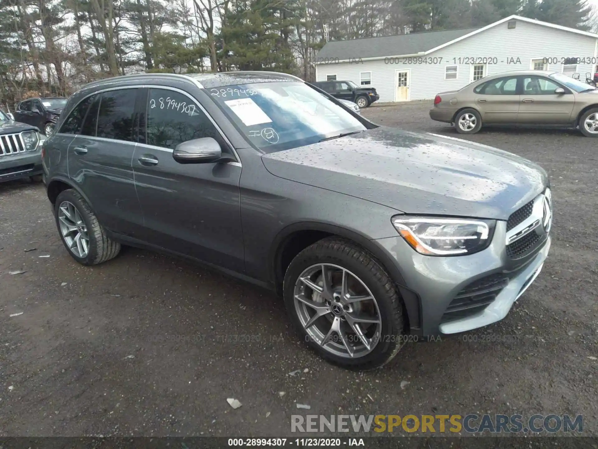 1 Photograph of a damaged car W1N0G8EB8LF829963 MERCEDES-BENZ GLC 2020