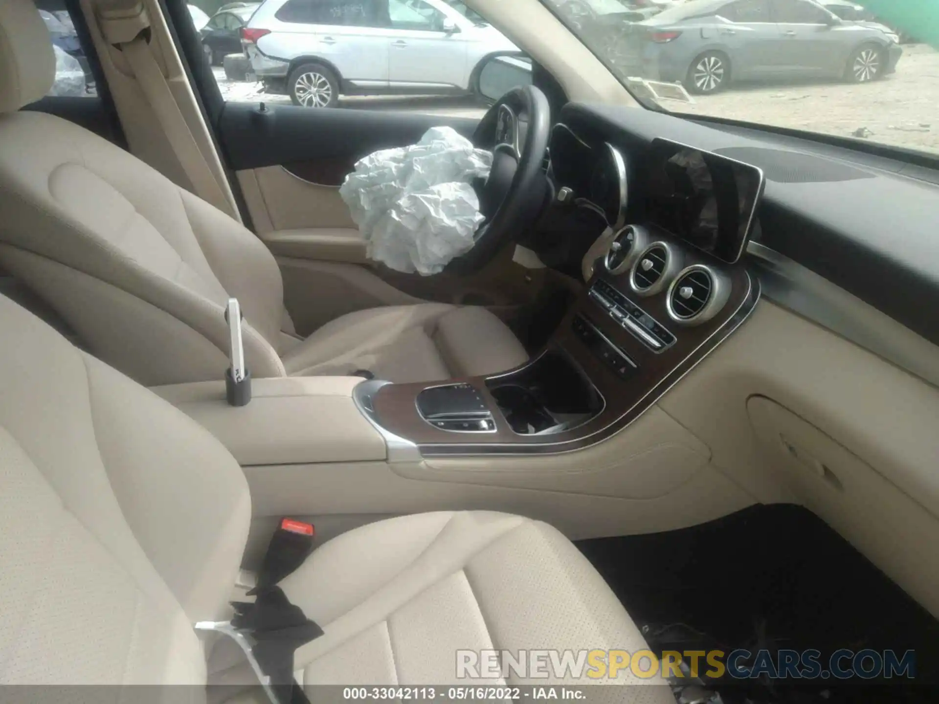 5 Photograph of a damaged car W1N0G8EB8LF865443 MERCEDES-BENZ GLC 2020