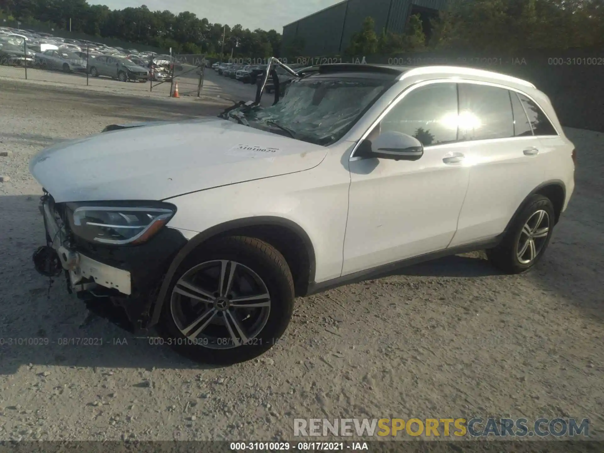 2 Photograph of a damaged car W1N0G8EB9LF834346 MERCEDES-BENZ GLC 2020