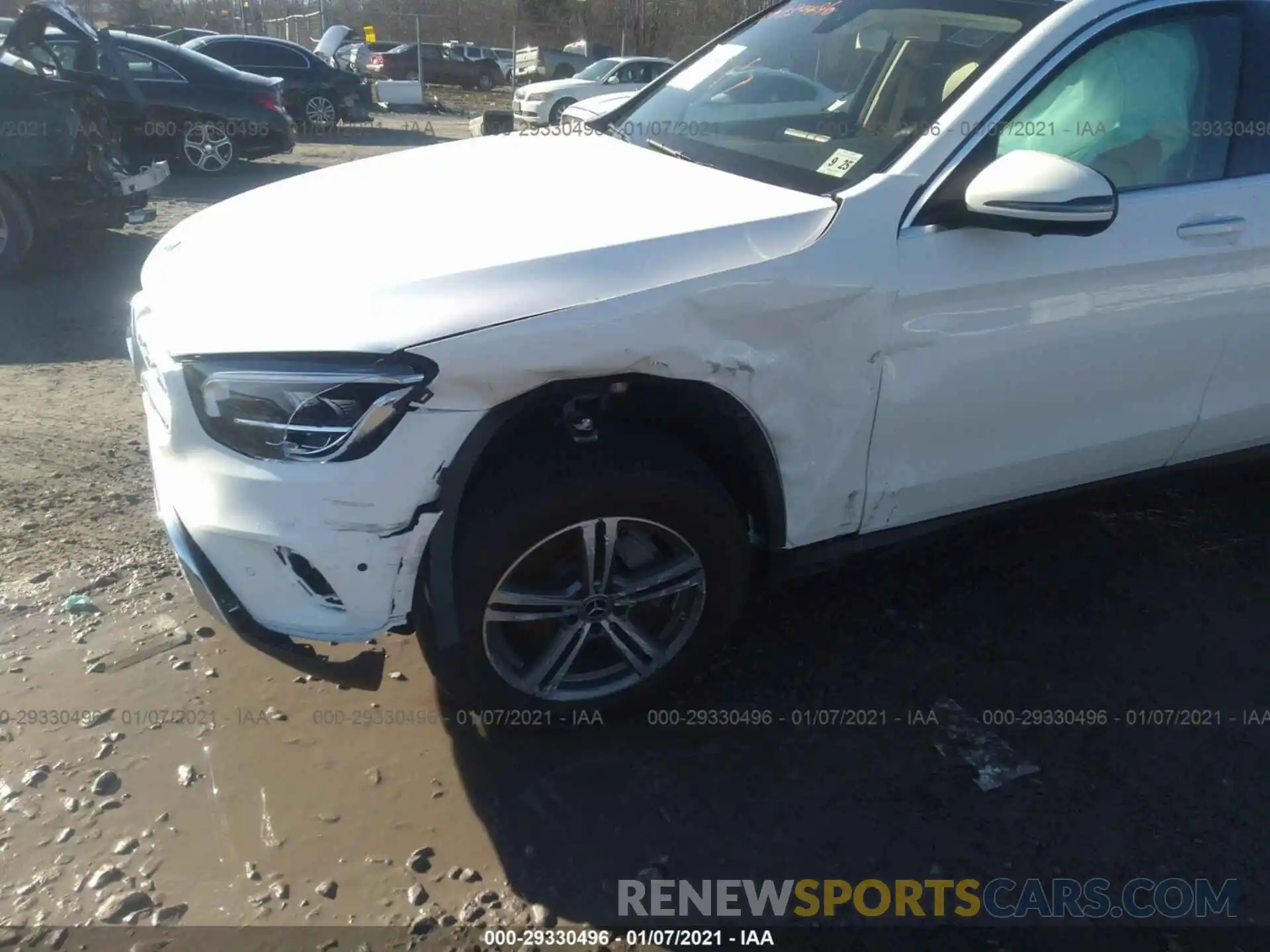 6 Photograph of a damaged car W1N0G8EBXLF858316 MERCEDES-BENZ GLC 2020