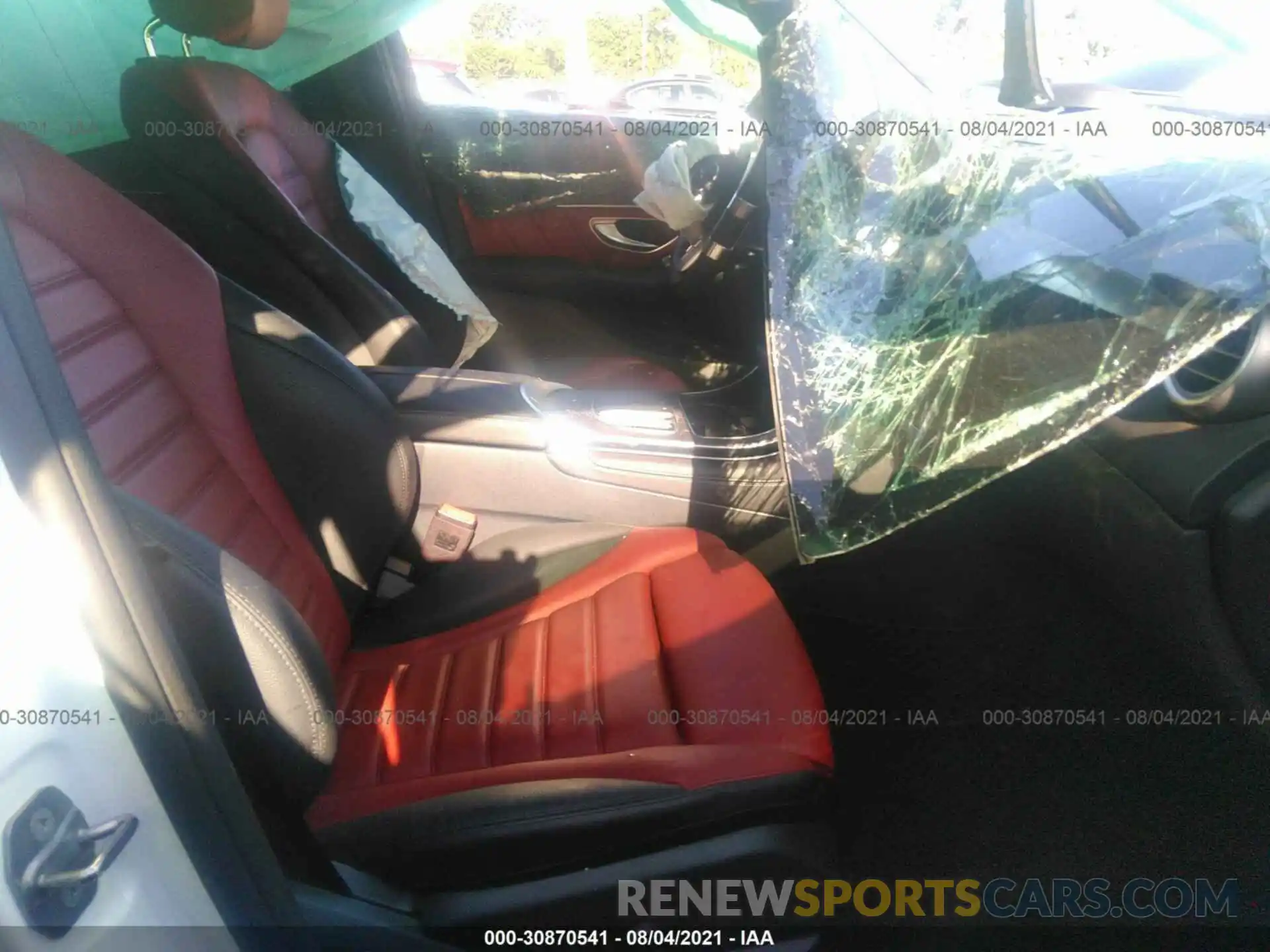 5 Photograph of a damaged car W1N0J6EB2LF774352 MERCEDES-BENZ GLC 2020