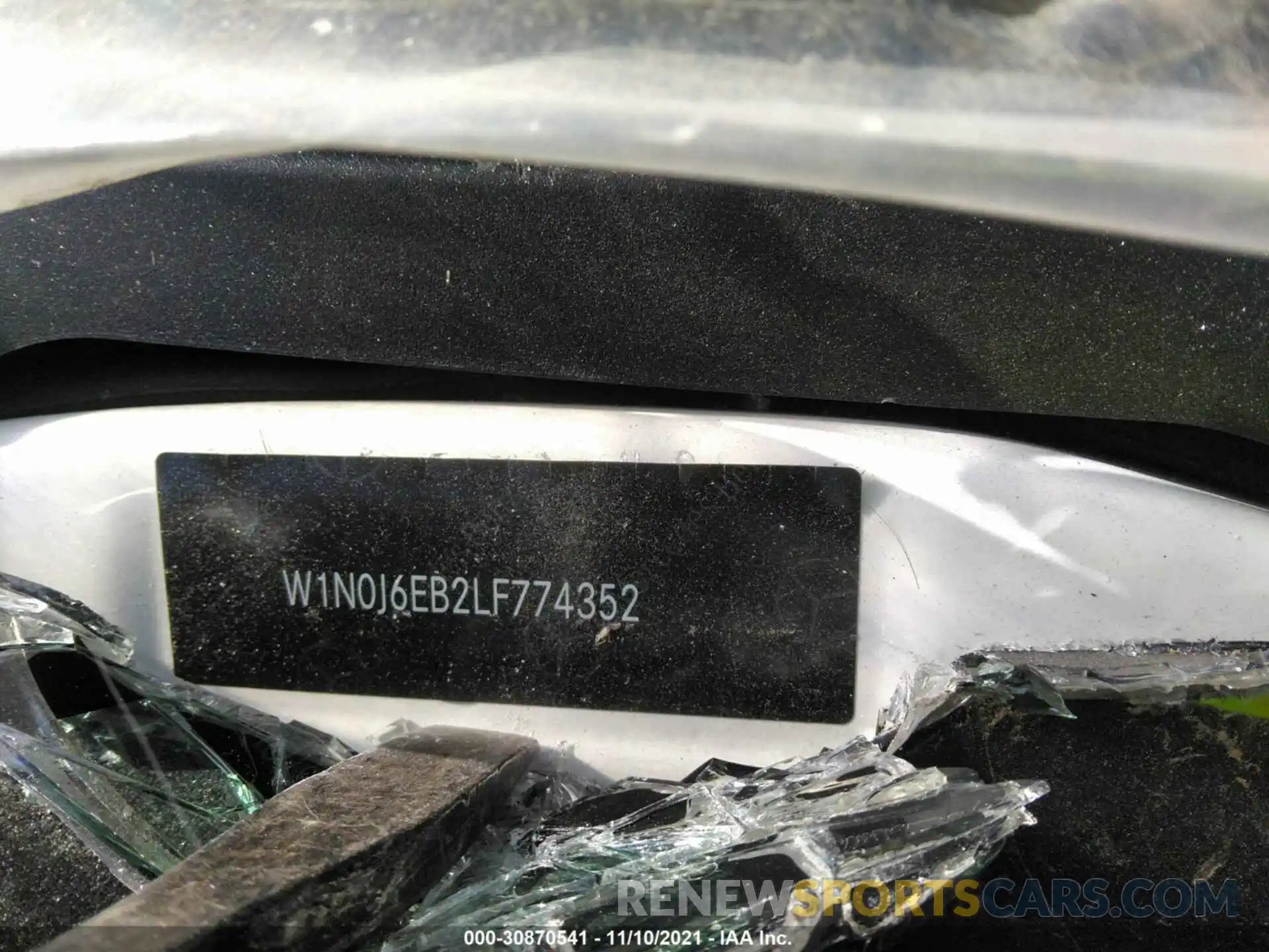 9 Photograph of a damaged car W1N0J6EB2LF774352 MERCEDES-BENZ GLC 2020