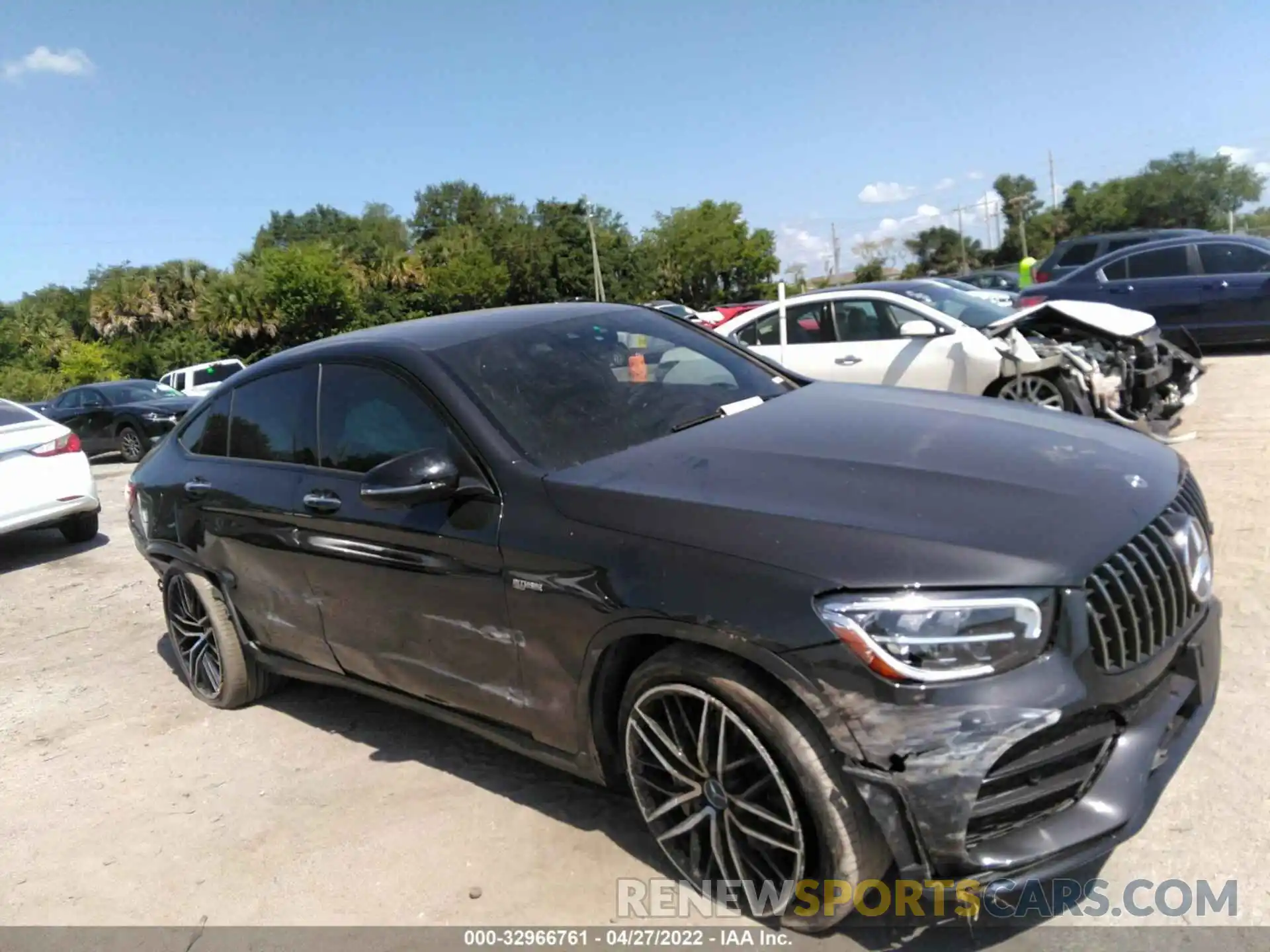 1 Фотография поврежденного автомобиля W1N0J6EB4LF758069 MERCEDES-BENZ GLC 2020