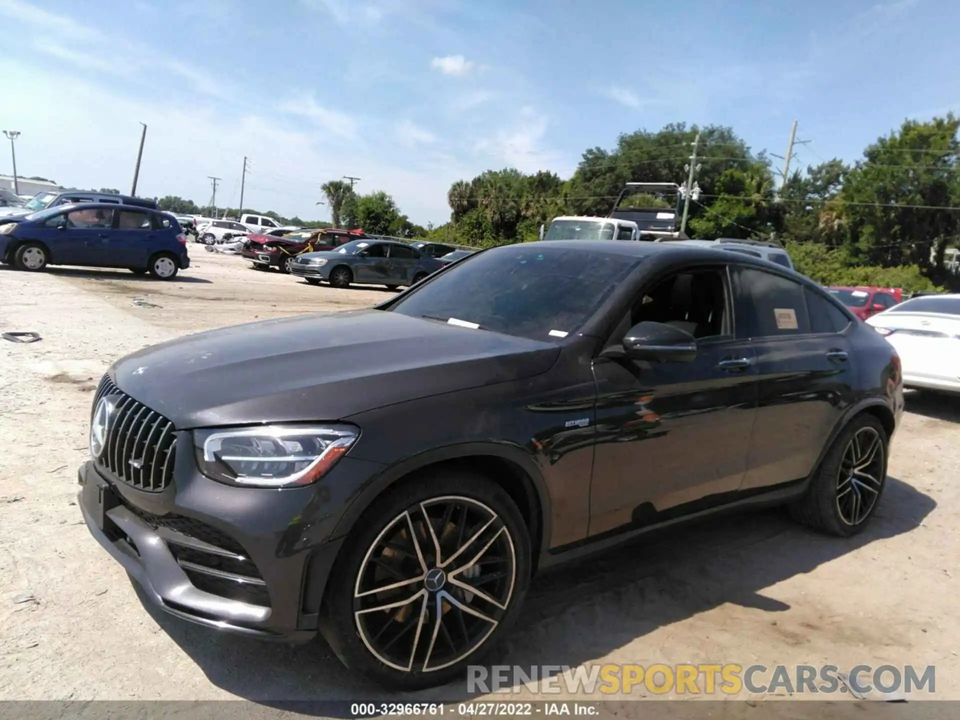 2 Photograph of a damaged car W1N0J6EB4LF758069 MERCEDES-BENZ GLC 2020