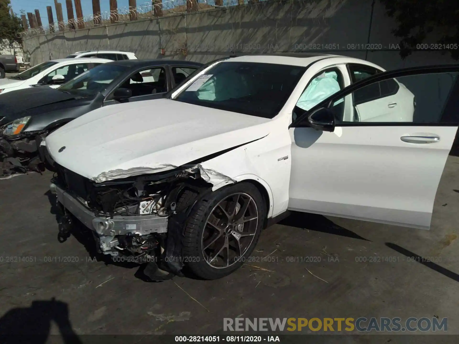 2 Фотография поврежденного автомобиля W1N0J6EB5LF789203 MERCEDES-BENZ GLC 2020