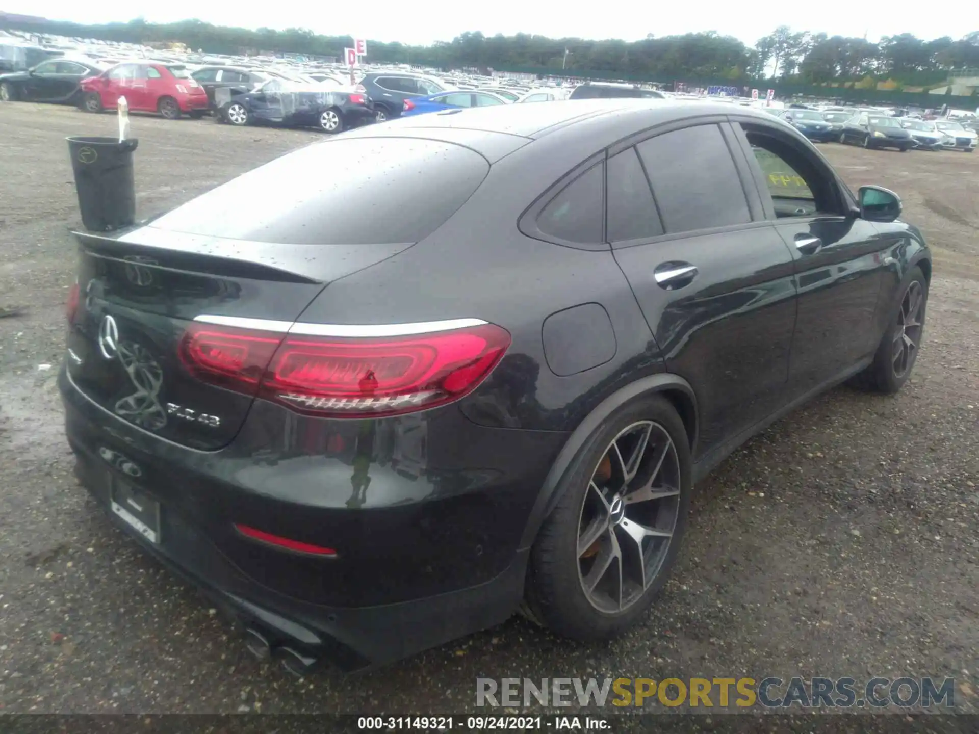 4 Photograph of a damaged car W1N0J6EB8LF786229 MERCEDES-BENZ GLC 2020