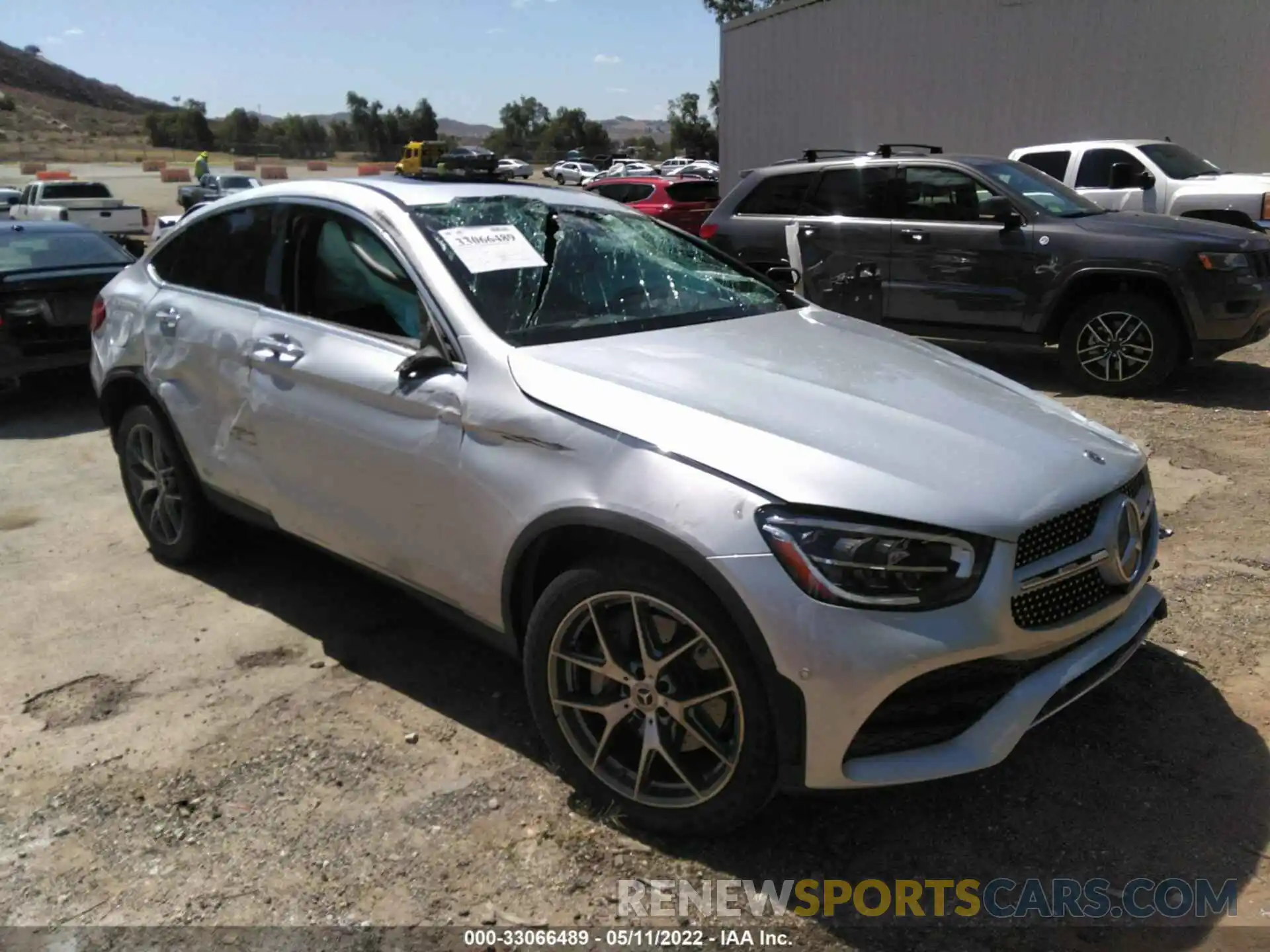 1 Photograph of a damaged car W1N0J8EB1LF845990 MERCEDES-BENZ GLC 2020