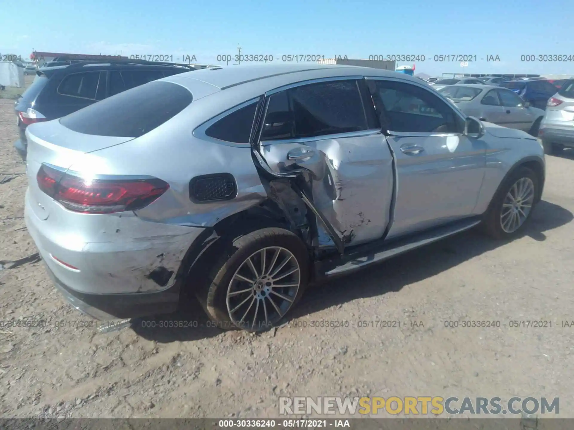 4 Photograph of a damaged car W1N0J8EB5LF861464 MERCEDES-BENZ GLC 2020