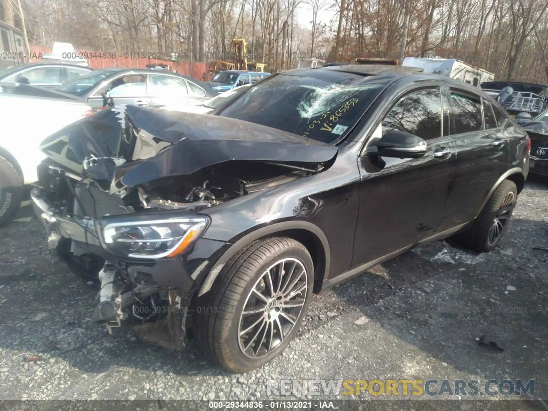 2 Photograph of a damaged car W1N0J8EB5LF865353 MERCEDES-BENZ GLC 2020