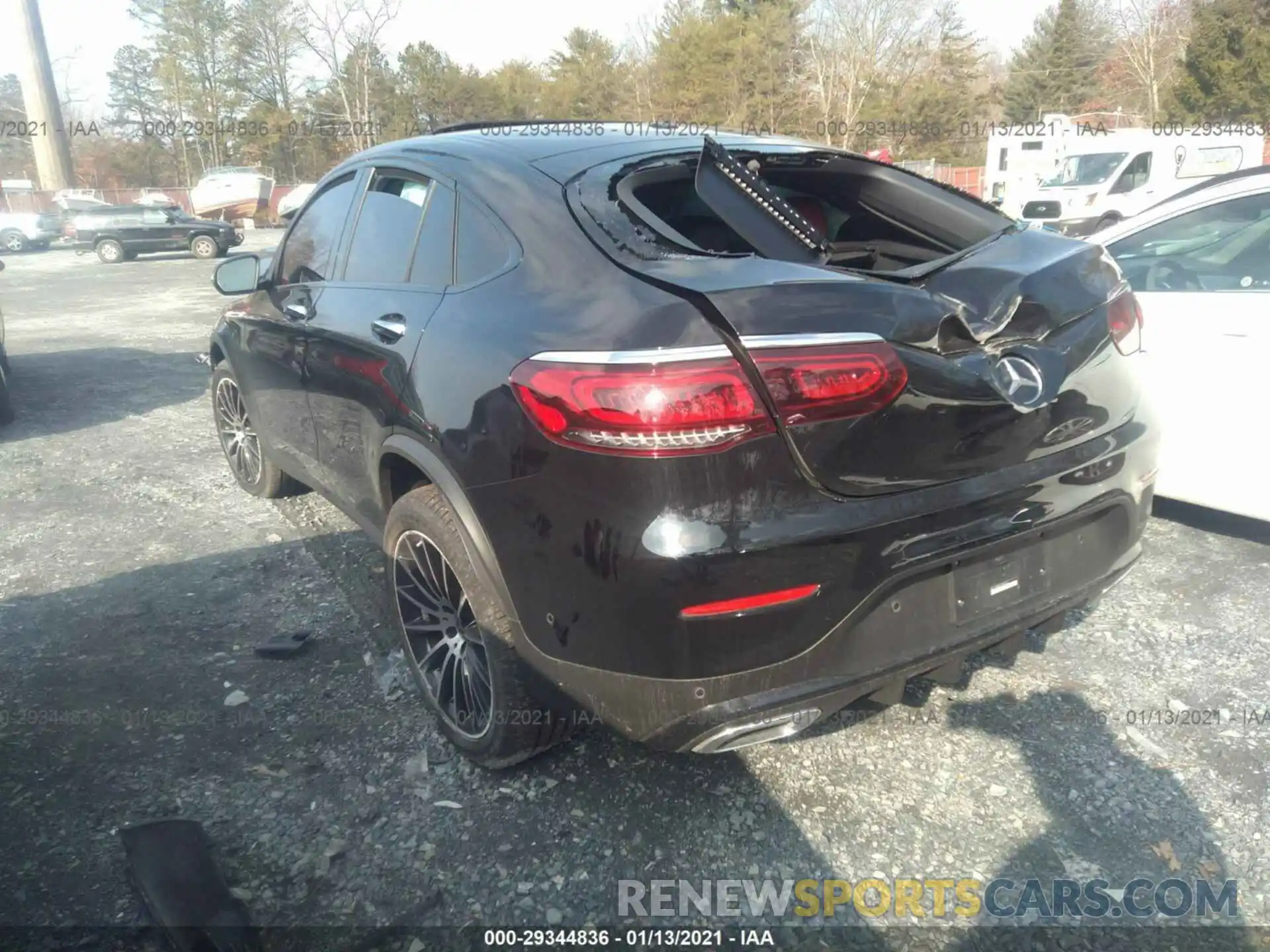 3 Photograph of a damaged car W1N0J8EB5LF865353 MERCEDES-BENZ GLC 2020