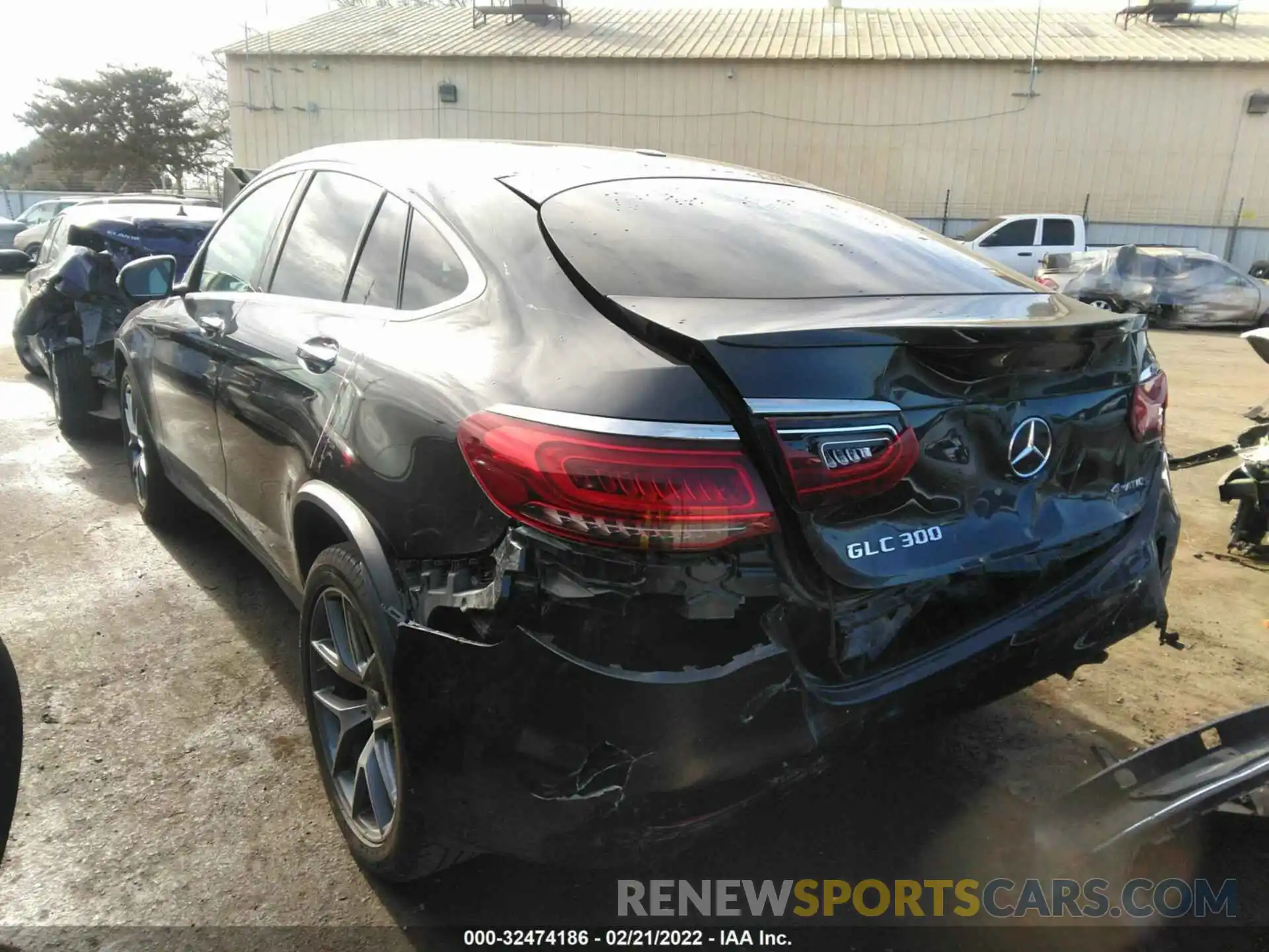 3 Photograph of a damaged car W1N0J8EB6LF801161 MERCEDES-BENZ GLC 2020