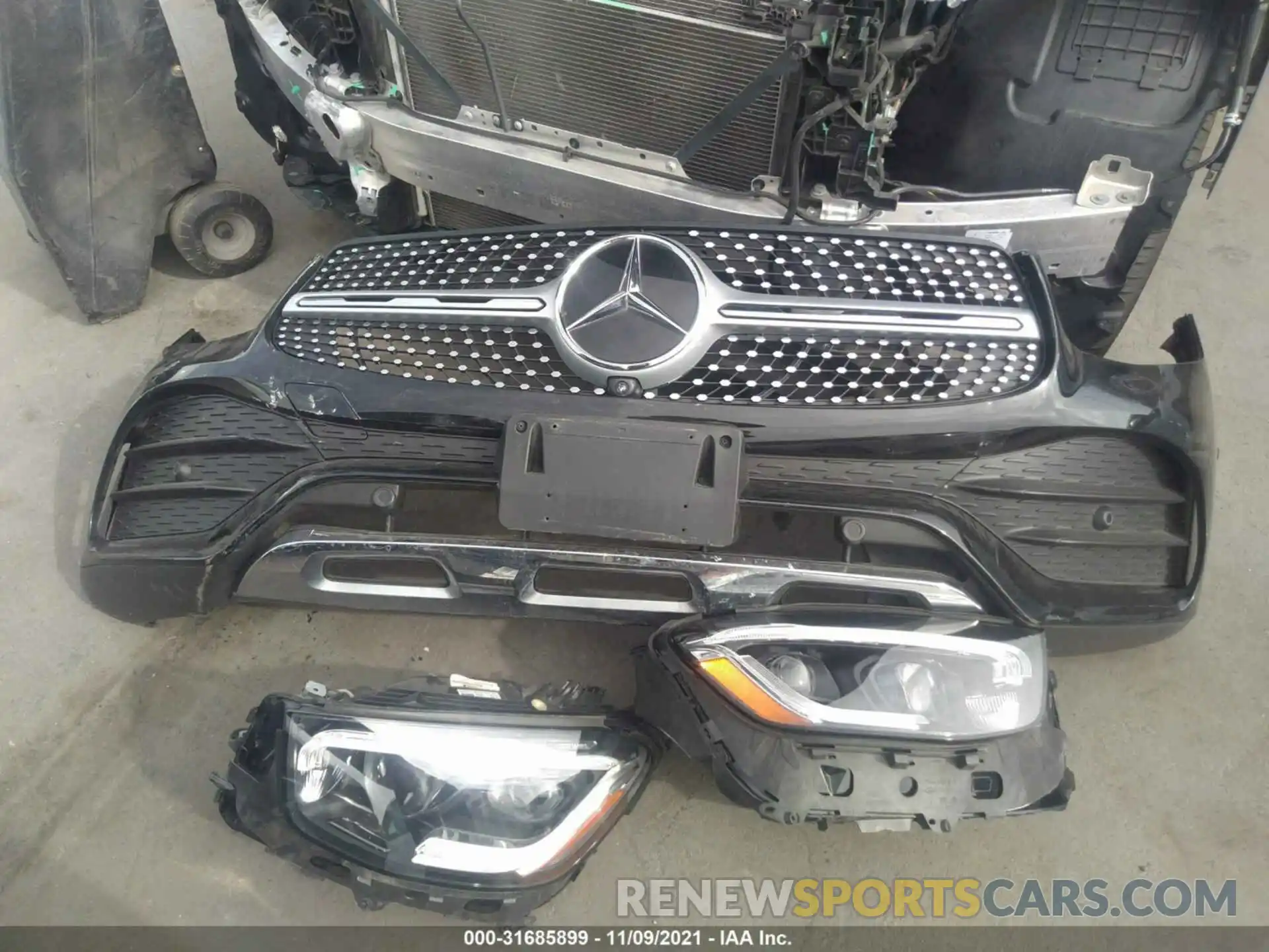 12 Photograph of a damaged car W1N0J8EB9LF862200 MERCEDES-BENZ GLC 2020