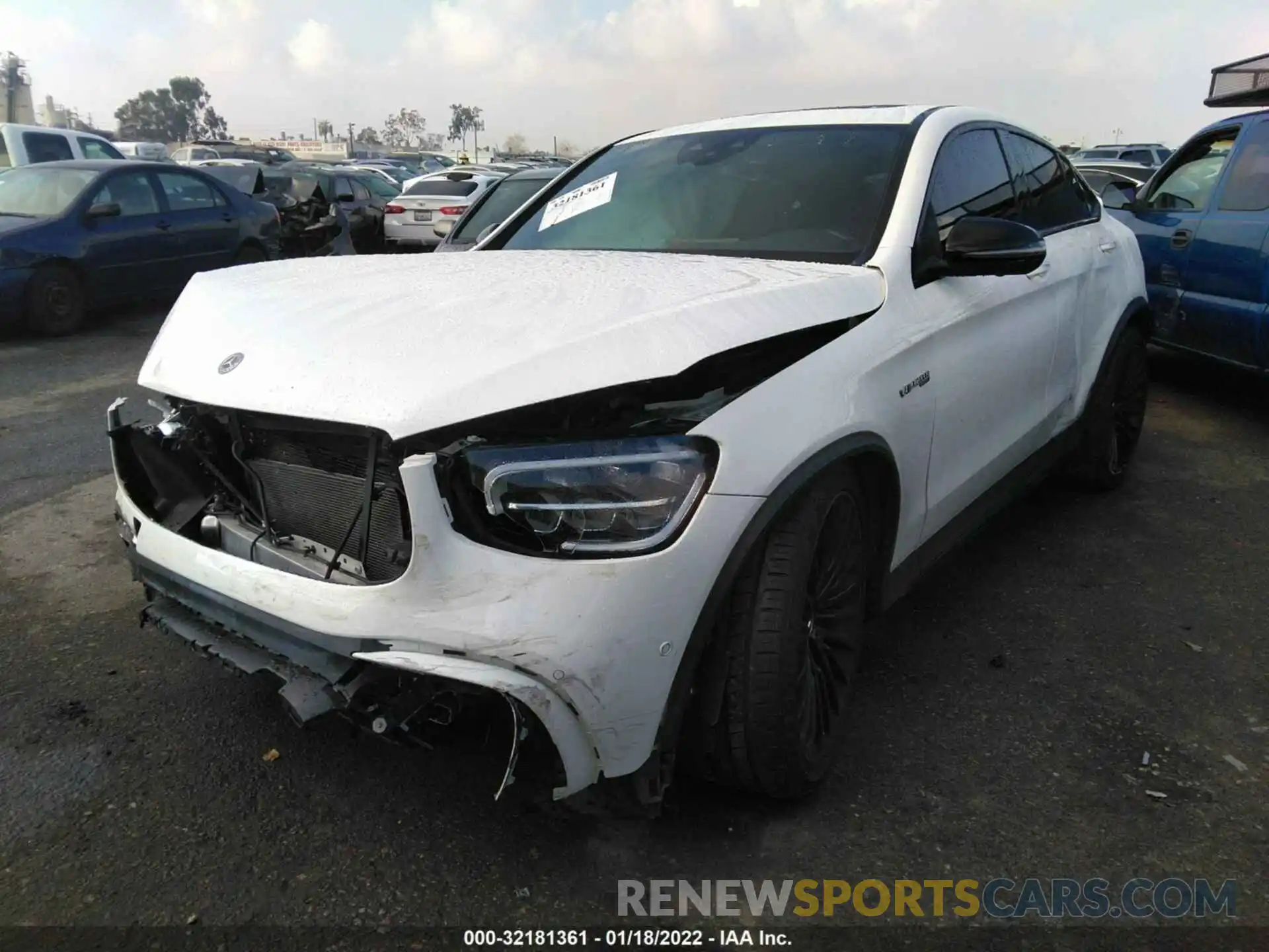 2 Photograph of a damaged car W1N0J8JB2LF846507 MERCEDES-BENZ GLC 2020