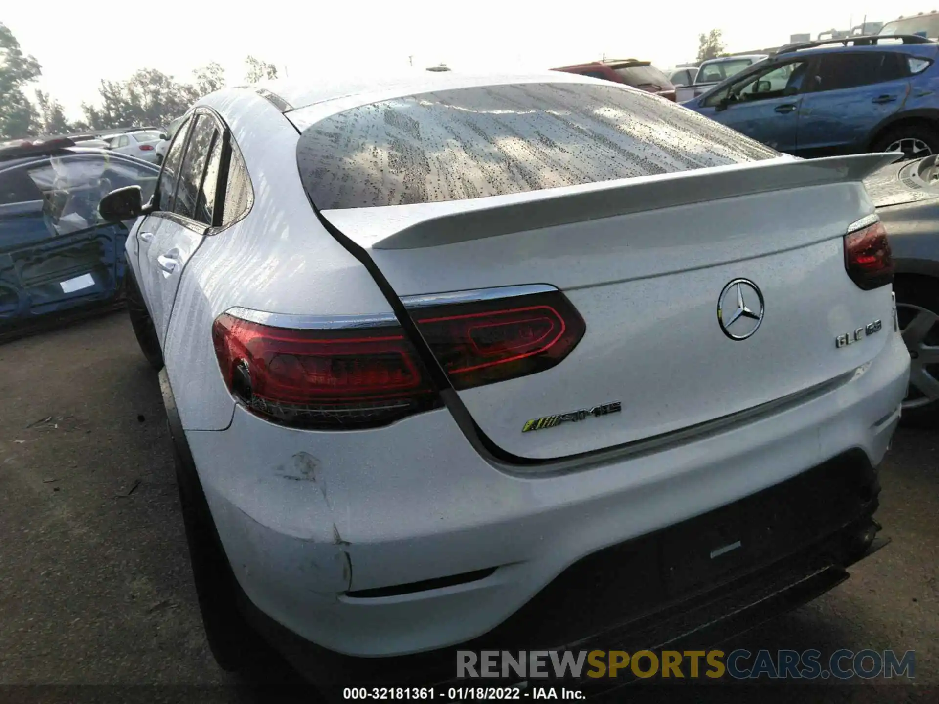 3 Photograph of a damaged car W1N0J8JB2LF846507 MERCEDES-BENZ GLC 2020