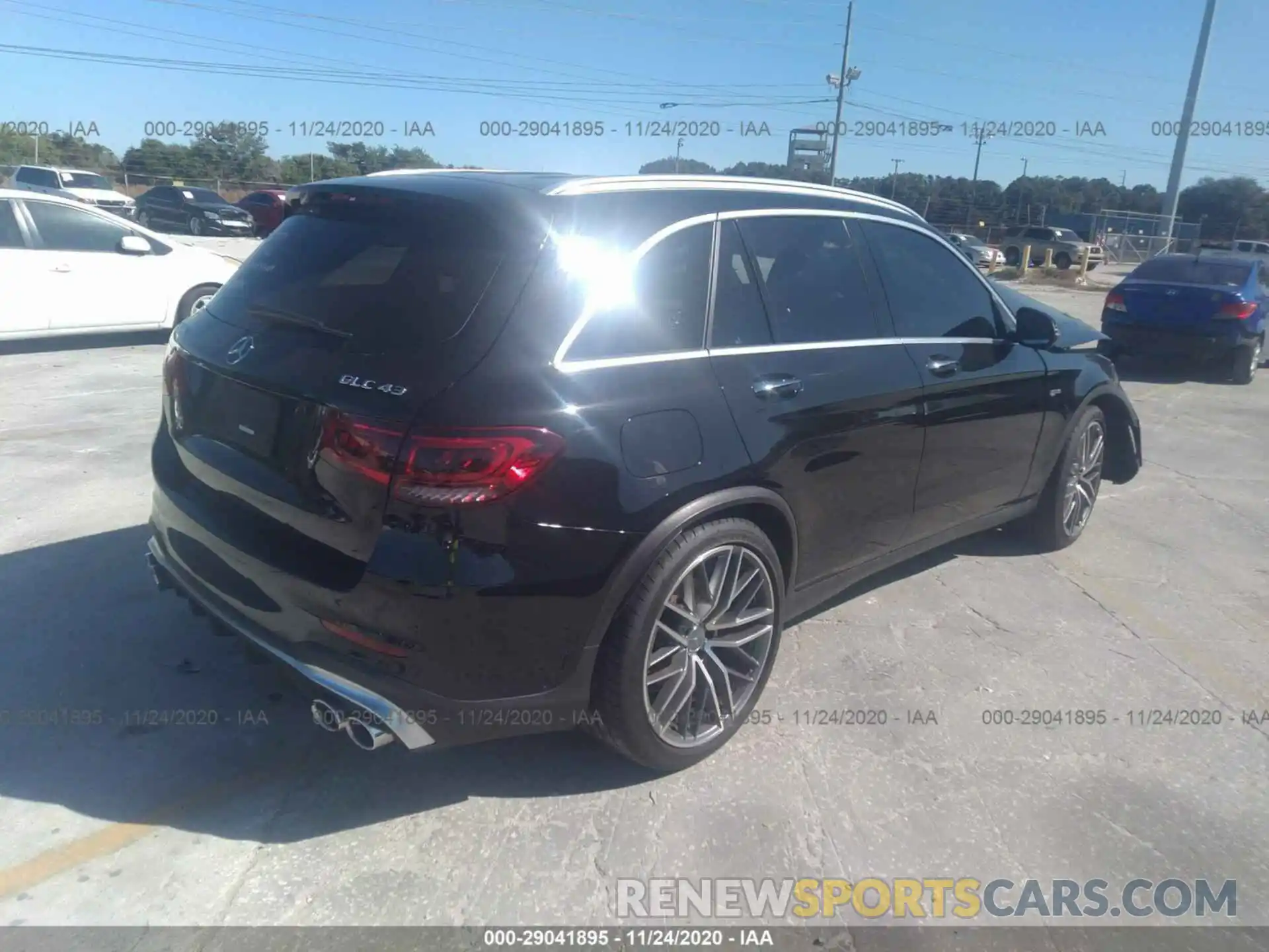 4 Photograph of a damaged car WDC0G6EB1LF743397 MERCEDES-BENZ GLC 2020