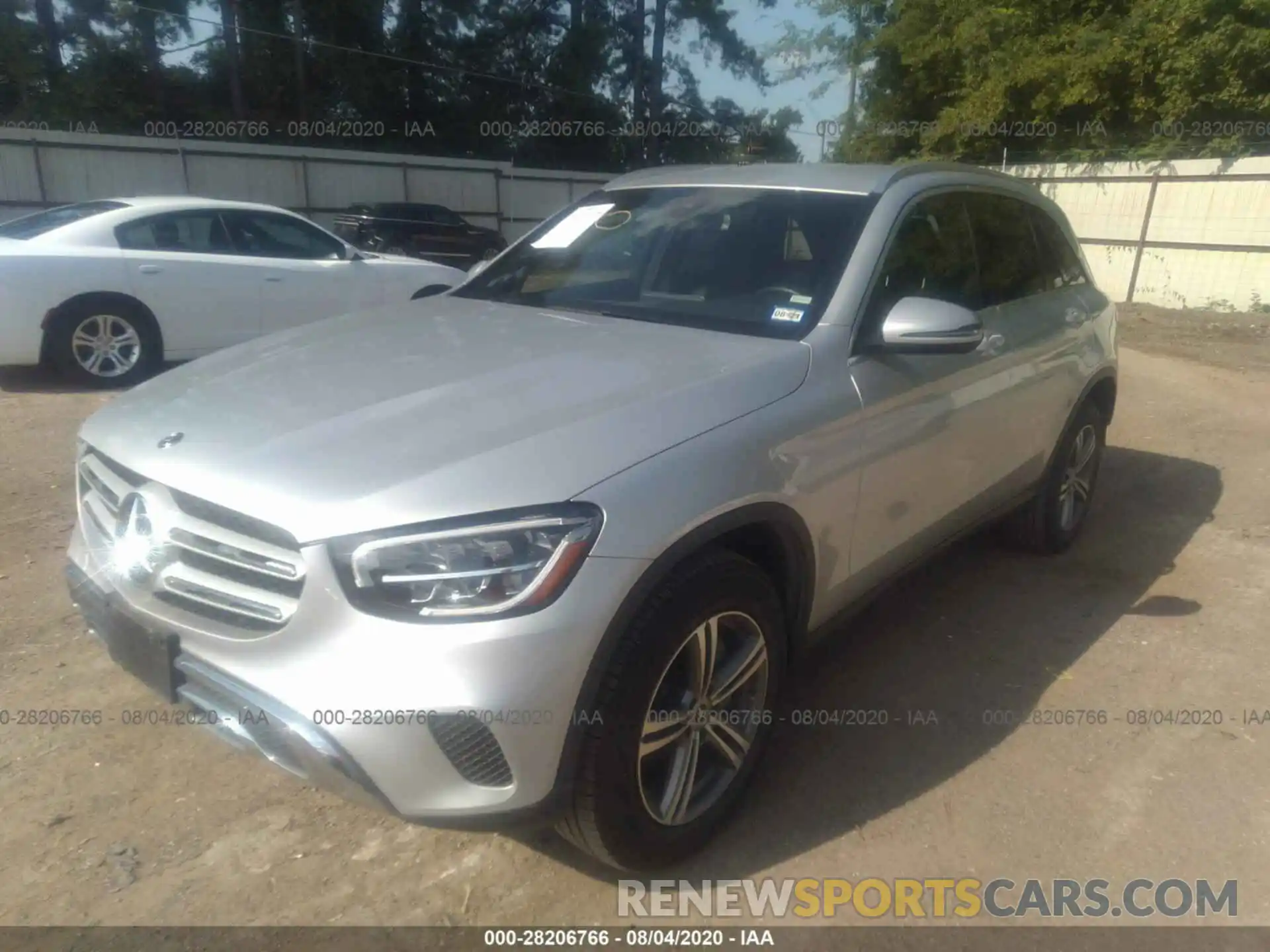 2 Photograph of a damaged car WDC0G8DB0LF701168 MERCEDES-BENZ GLC 2020