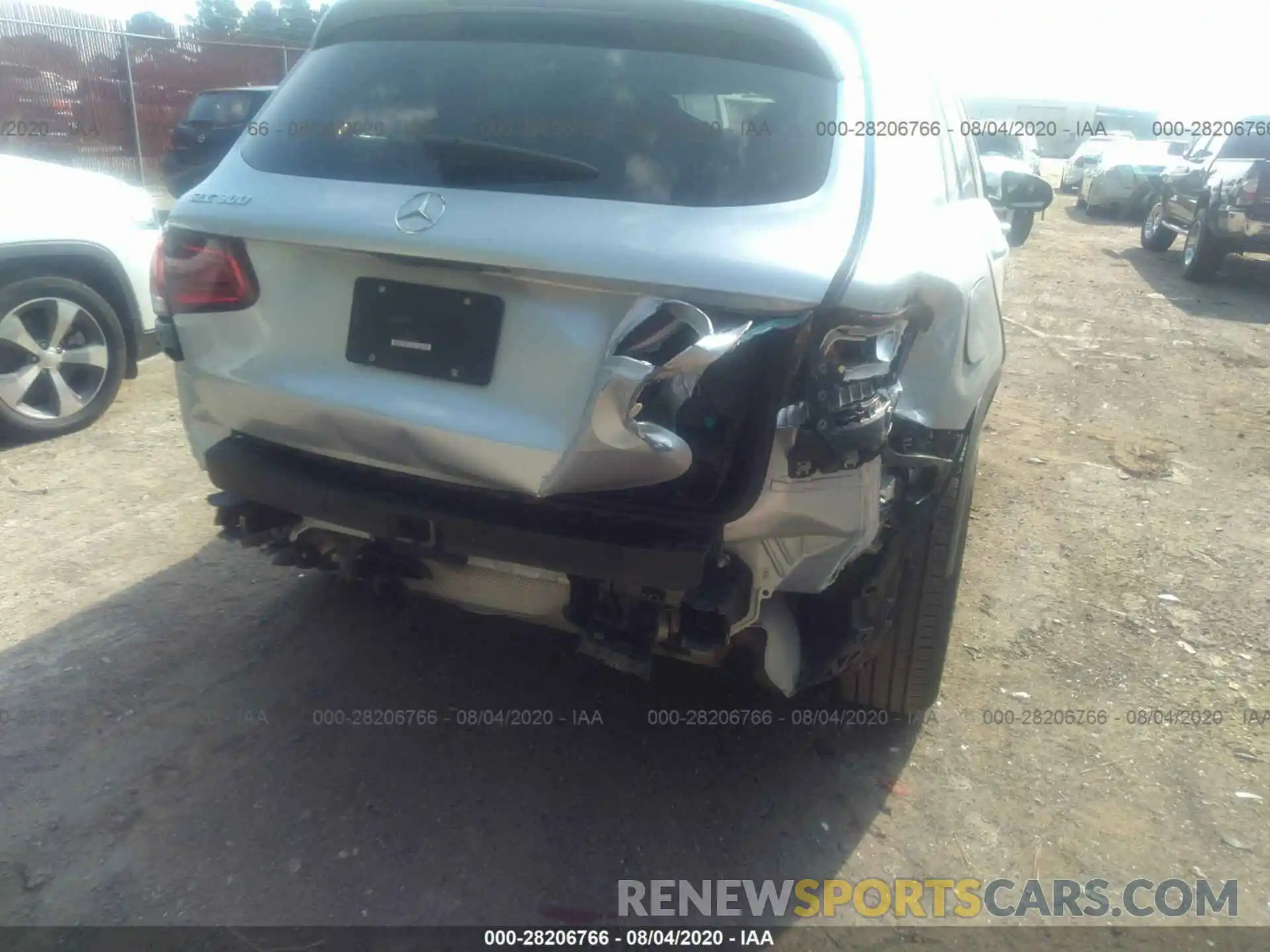 6 Фотография поврежденного автомобиля WDC0G8DB0LF701168 MERCEDES-BENZ GLC 2020