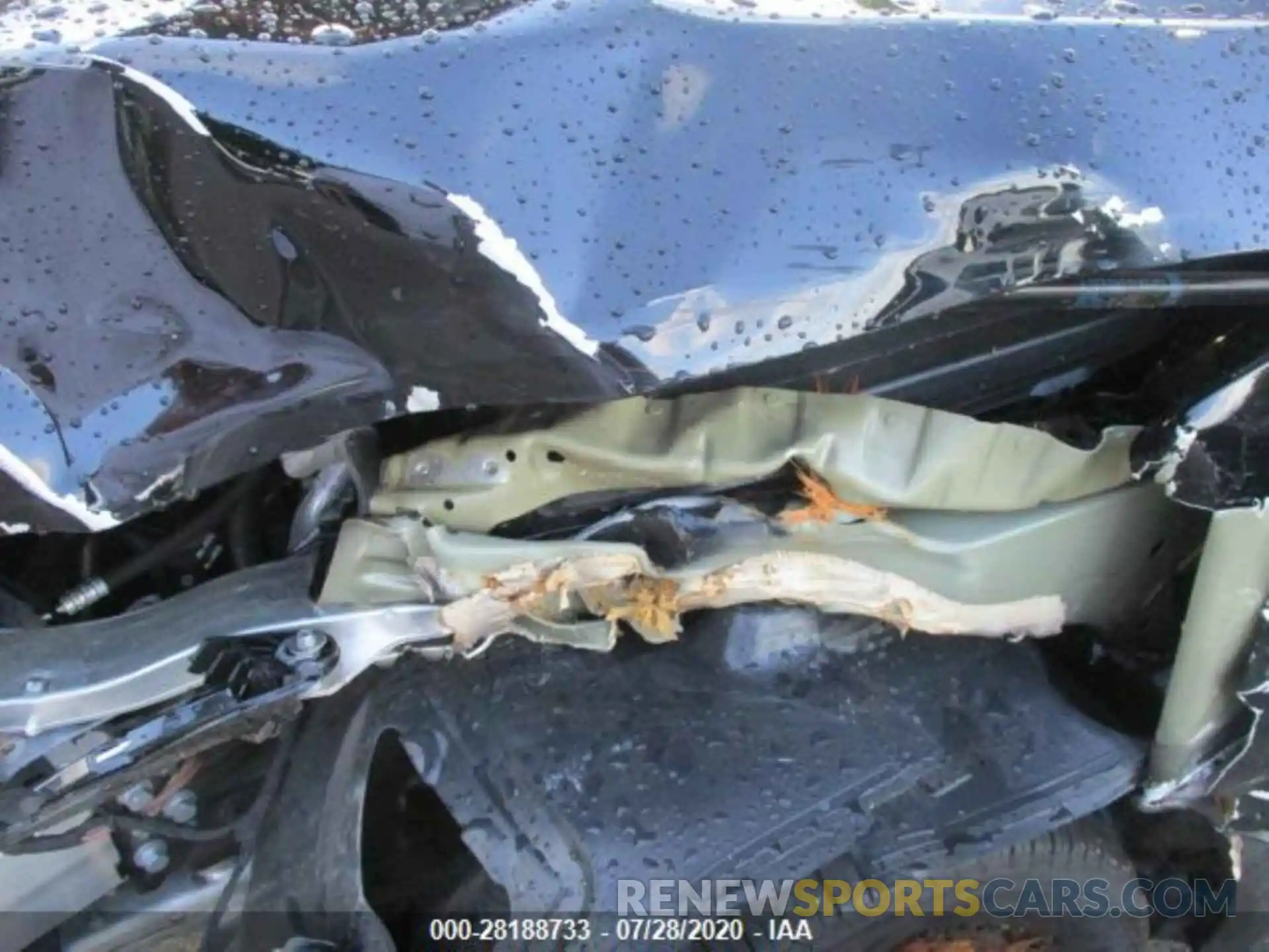 10 Photograph of a damaged car WDC0G8DB0LF737622 MERCEDES-BENZ GLC 2020