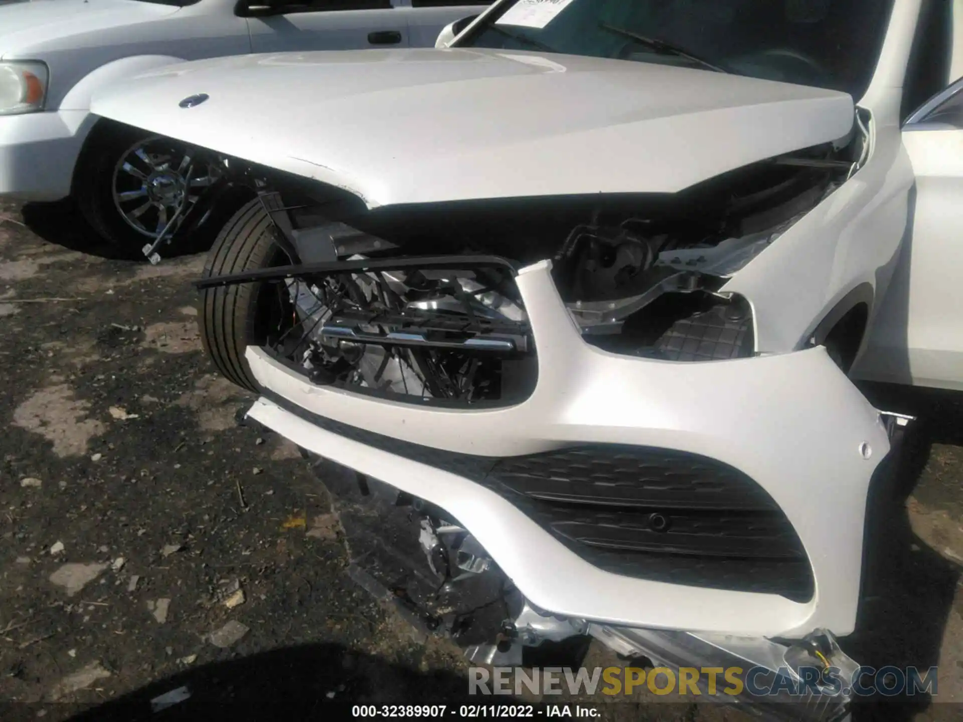 6 Photograph of a damaged car WDC0G8DB0LF739760 MERCEDES-BENZ GLC 2020