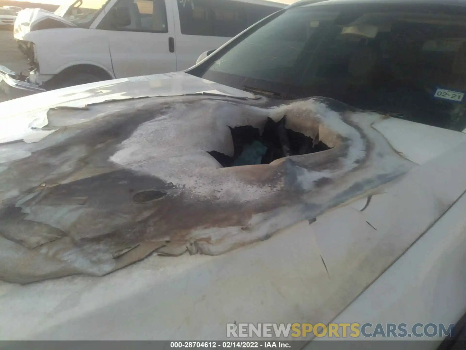 6 Photograph of a damaged car WDC0G8DB2LF689573 MERCEDES-BENZ GLC 2020