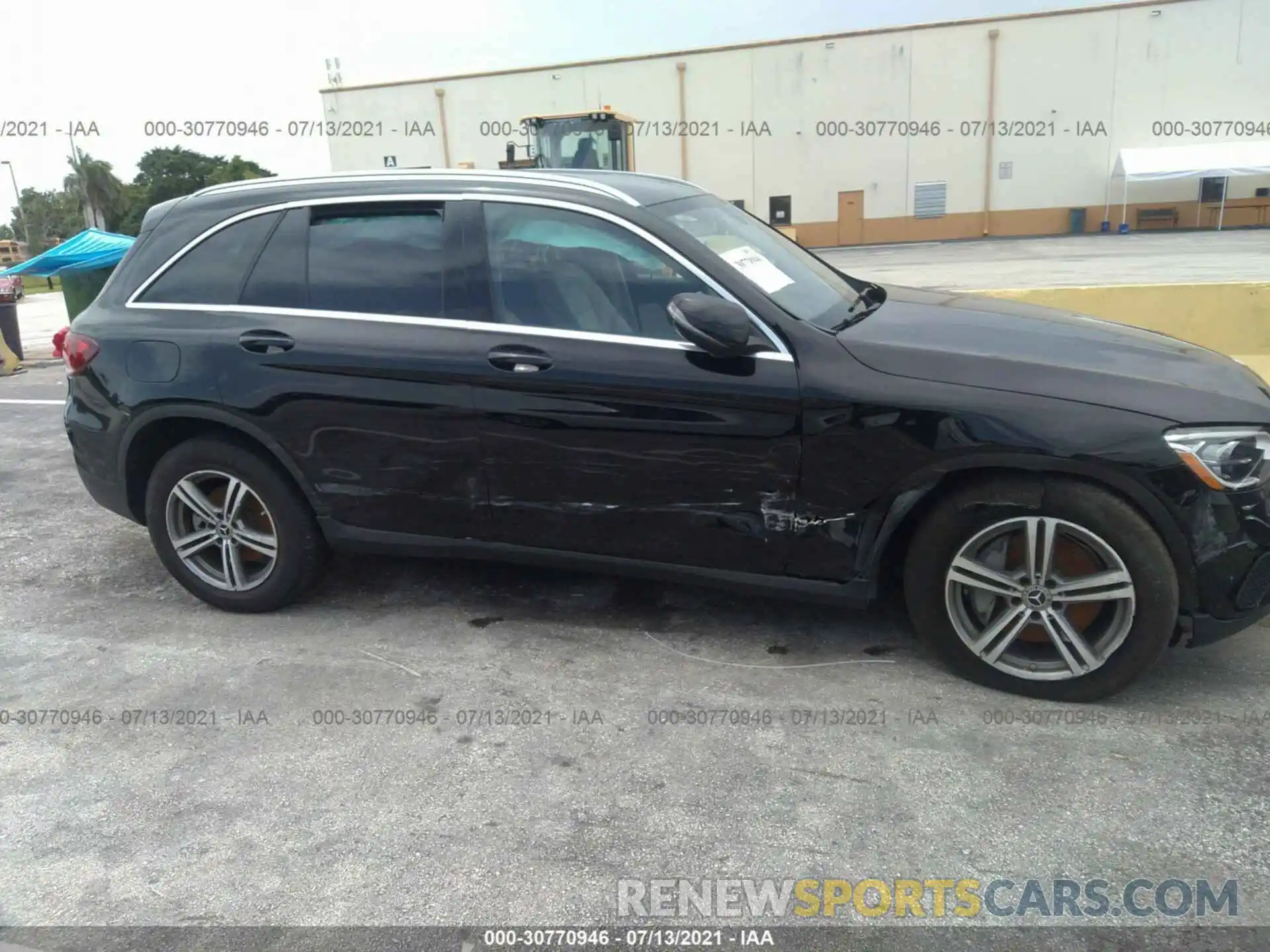 6 Photograph of a damaged car WDC0G8DB2LF735936 MERCEDES-BENZ GLC 2020