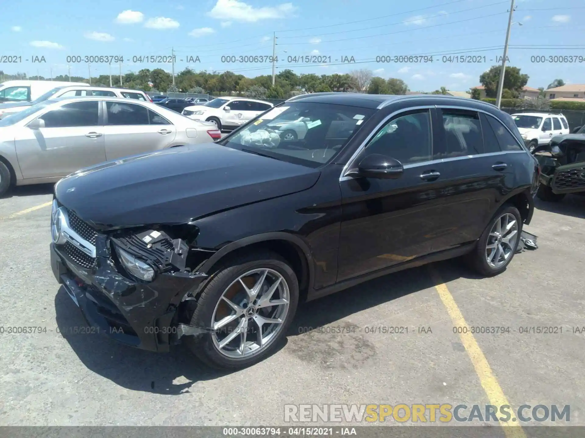 2 Photograph of a damaged car WDC0G8DB3LF750784 MERCEDES-BENZ GLC 2020