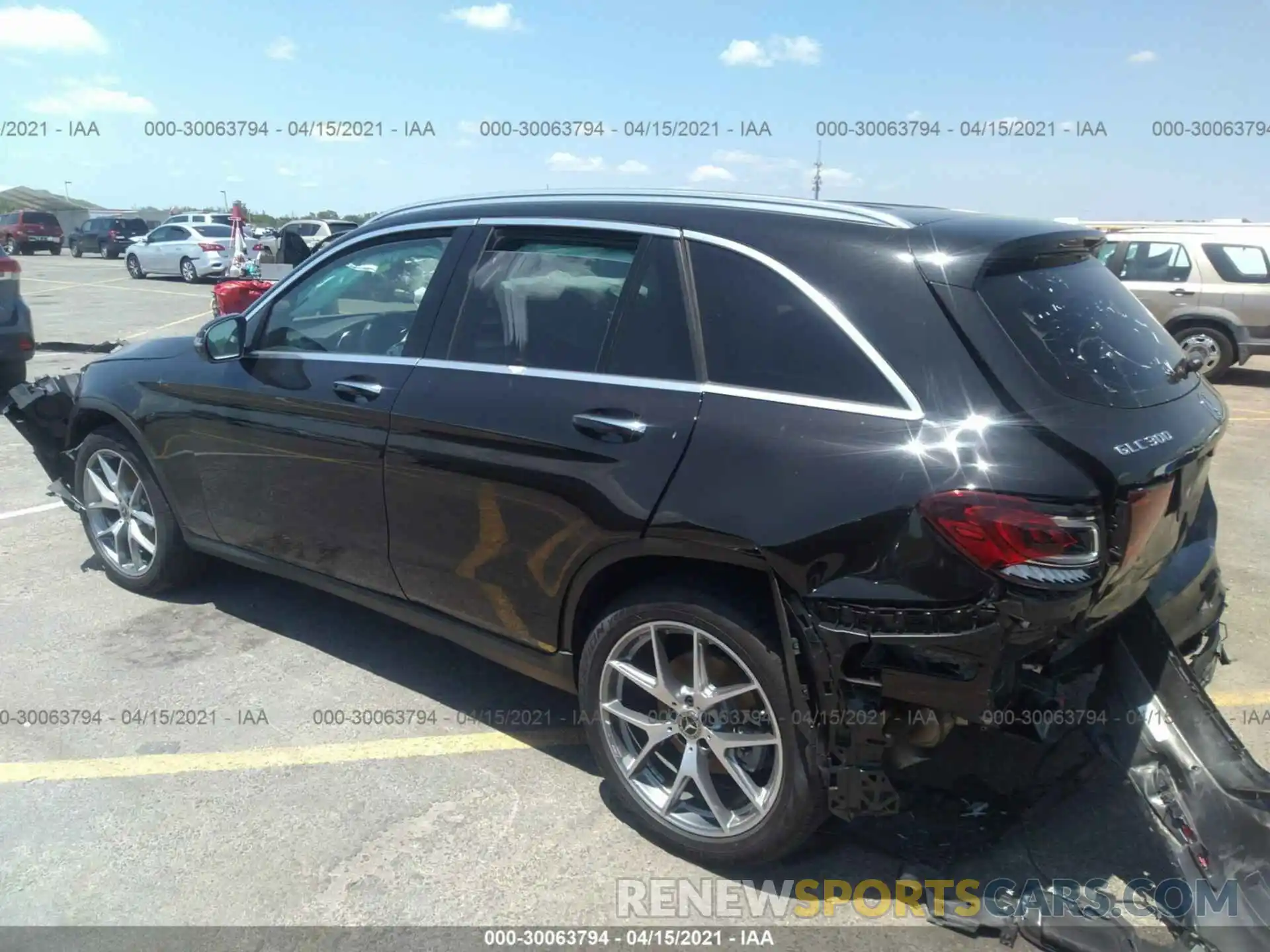 3 Photograph of a damaged car WDC0G8DB3LF750784 MERCEDES-BENZ GLC 2020