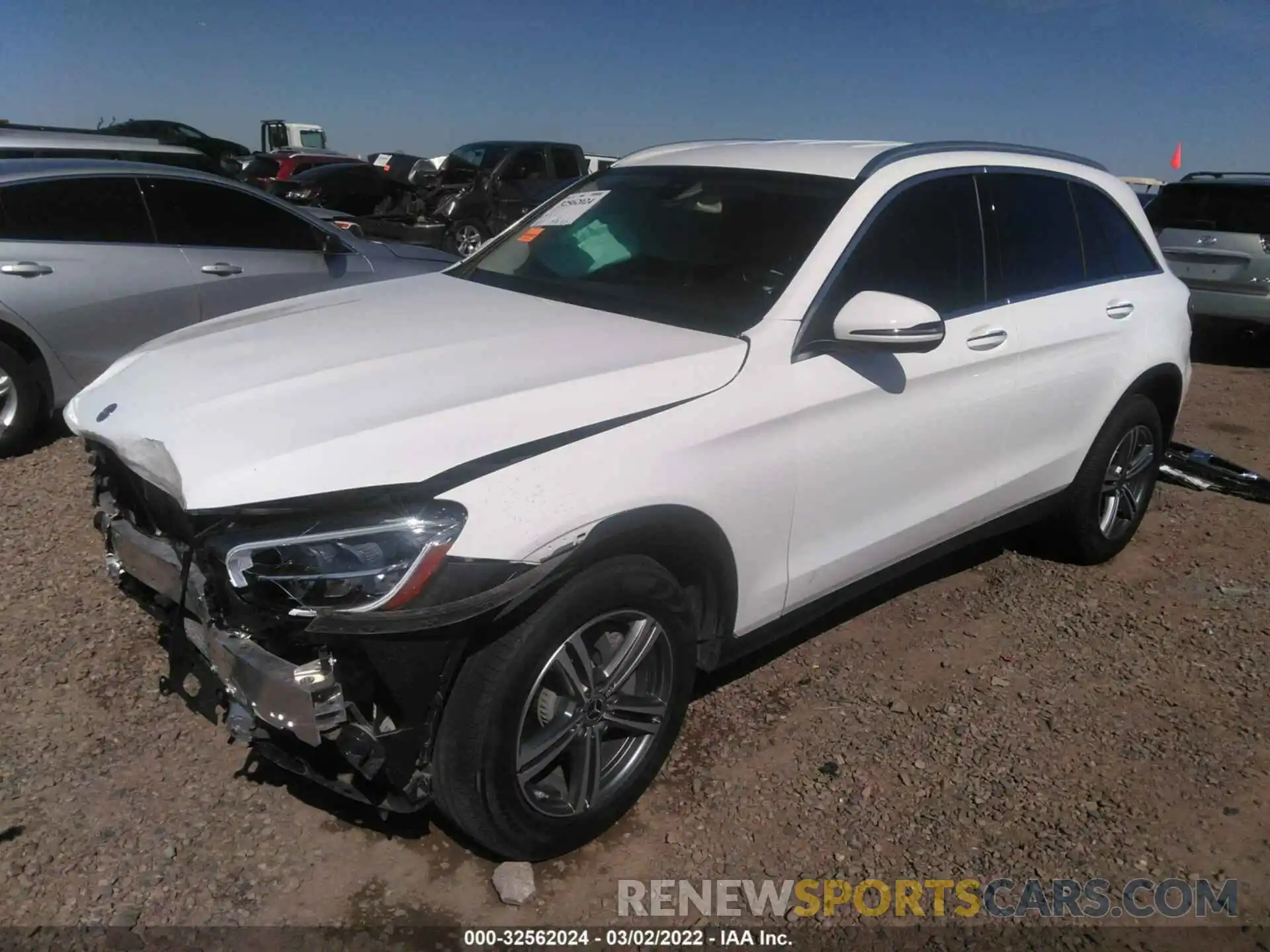 2 Photograph of a damaged car WDC0G8DB4LF677229 MERCEDES-BENZ GLC 2020