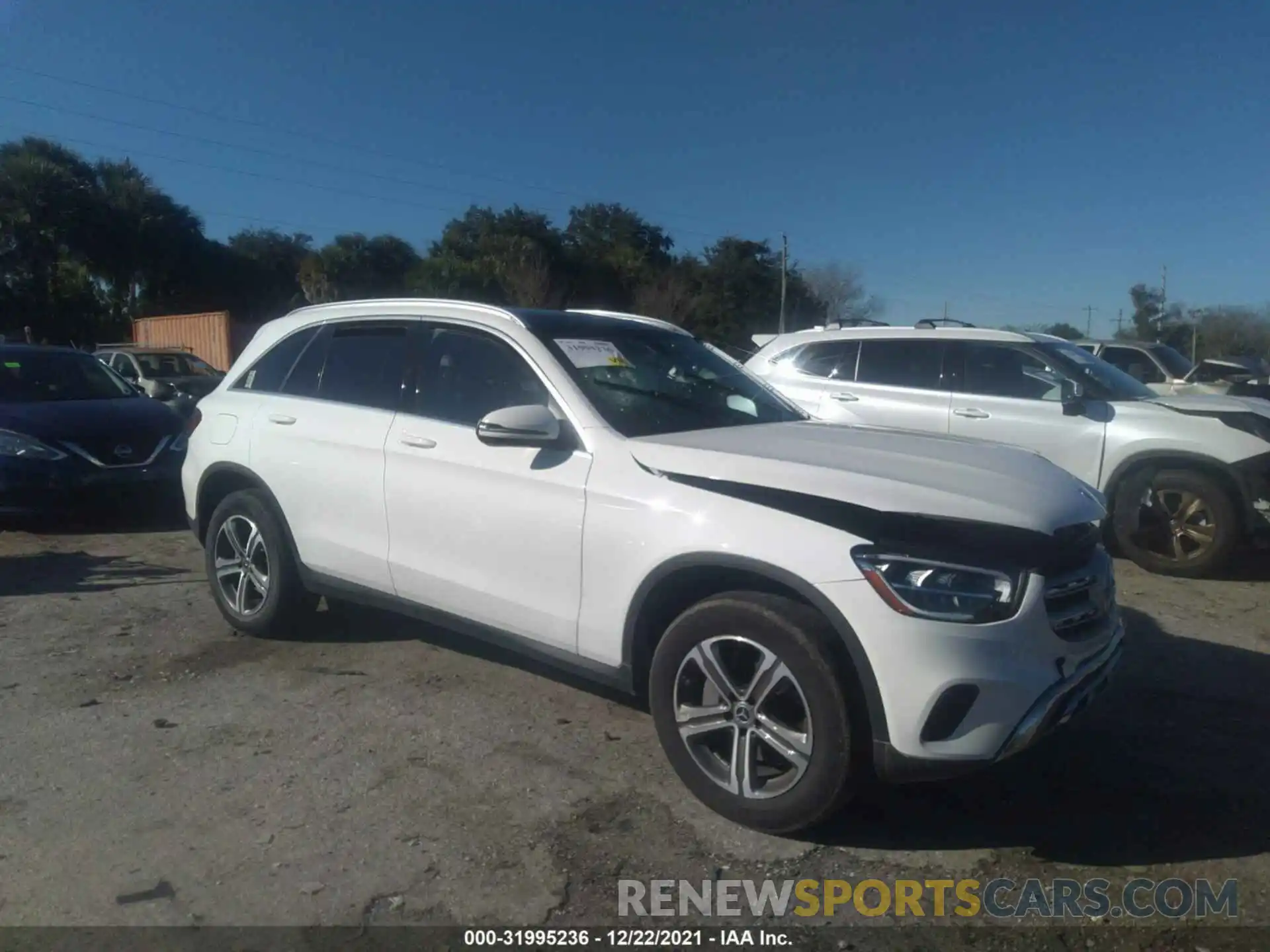 1 Photograph of a damaged car WDC0G8DB4LF698114 MERCEDES-BENZ GLC 2020