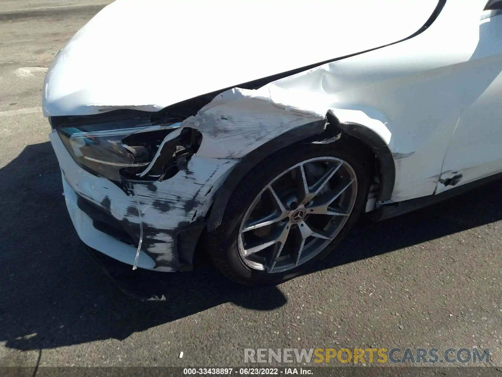 12 Photograph of a damaged car WDC0G8DB4LF718359 MERCEDES-BENZ GLC 2020