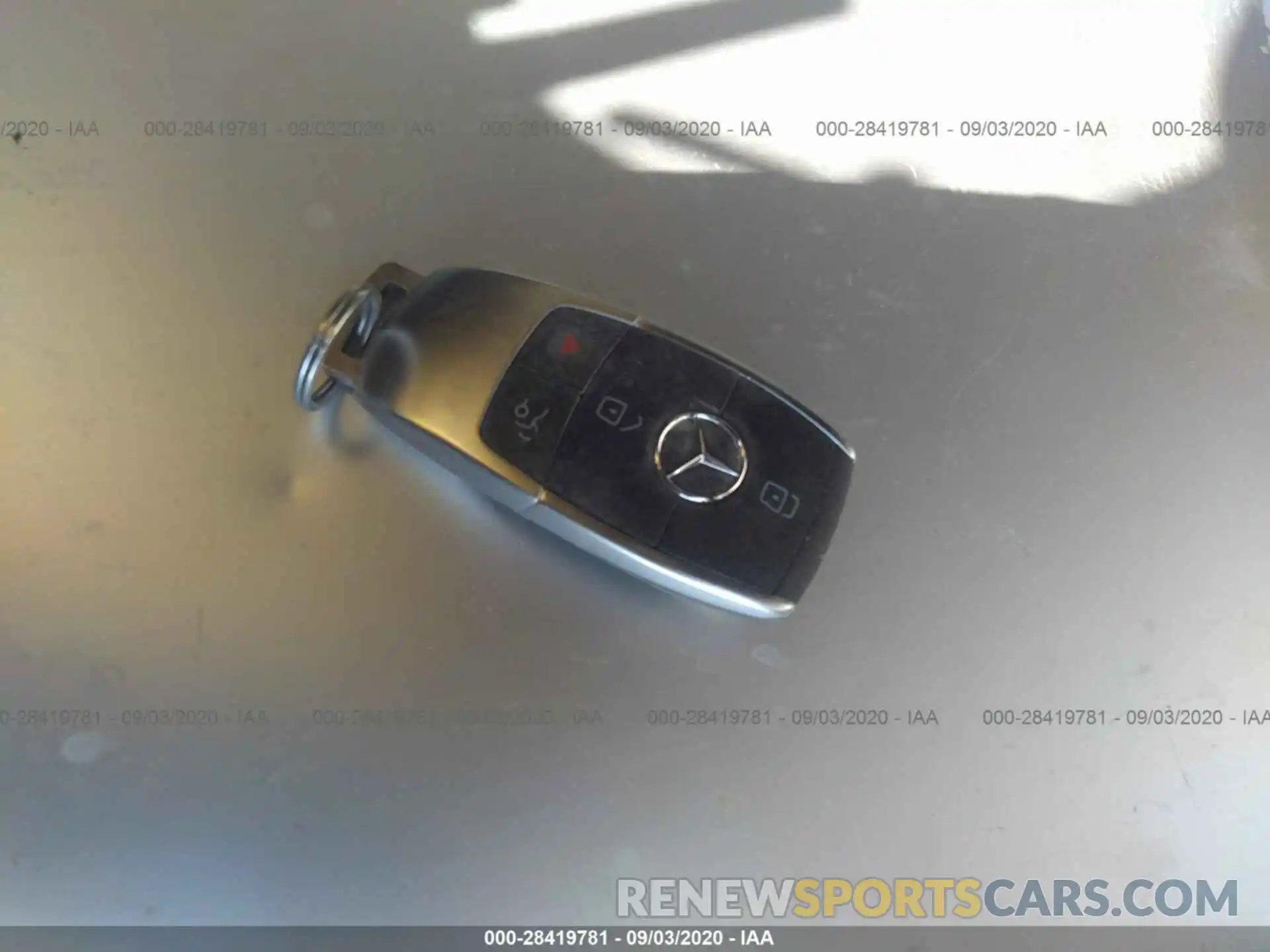 11 Photograph of a damaged car WDC0G8DB4LF750678 MERCEDES-BENZ GLC 2020