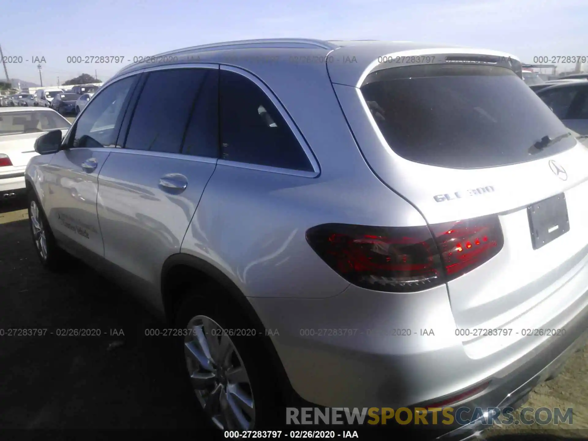 3 Photograph of a damaged car WDC0G8DB5LF673058 MERCEDES-BENZ GLC 2020