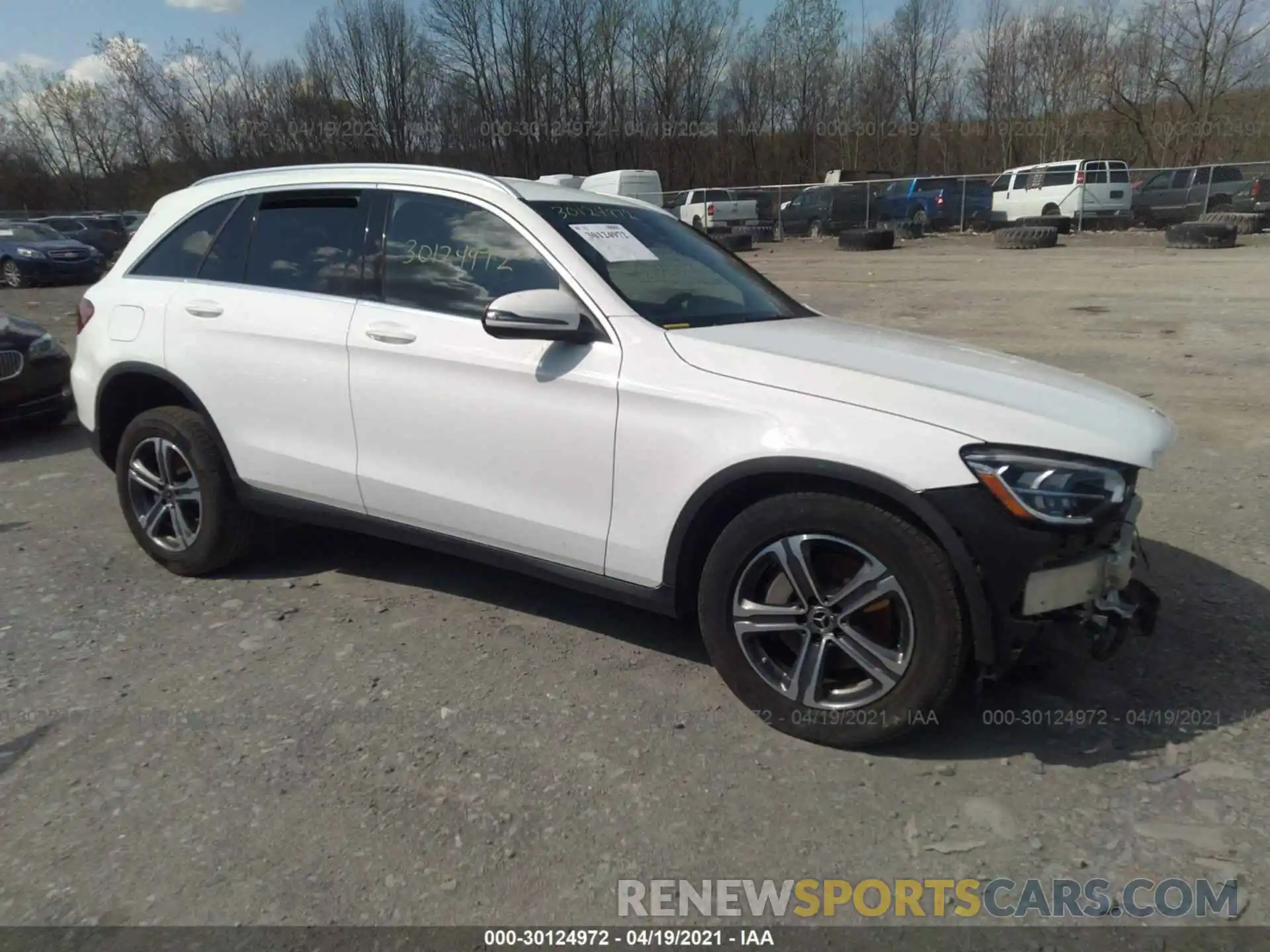 1 Photograph of a damaged car WDC0G8DB5LF723487 MERCEDES-BENZ GLC 2020