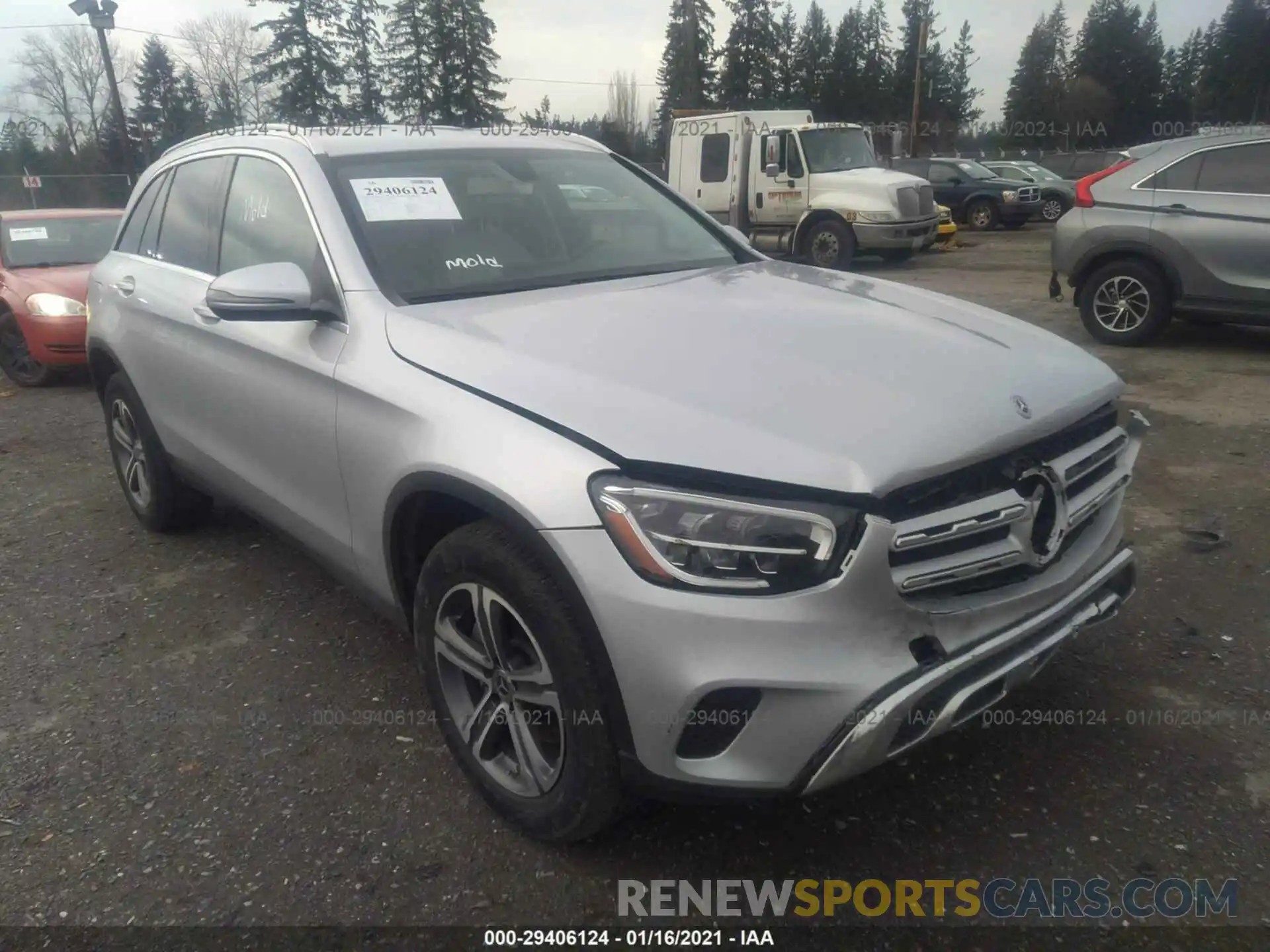 1 Photograph of a damaged car WDC0G8DB5LF723814 MERCEDES-BENZ GLC 2020