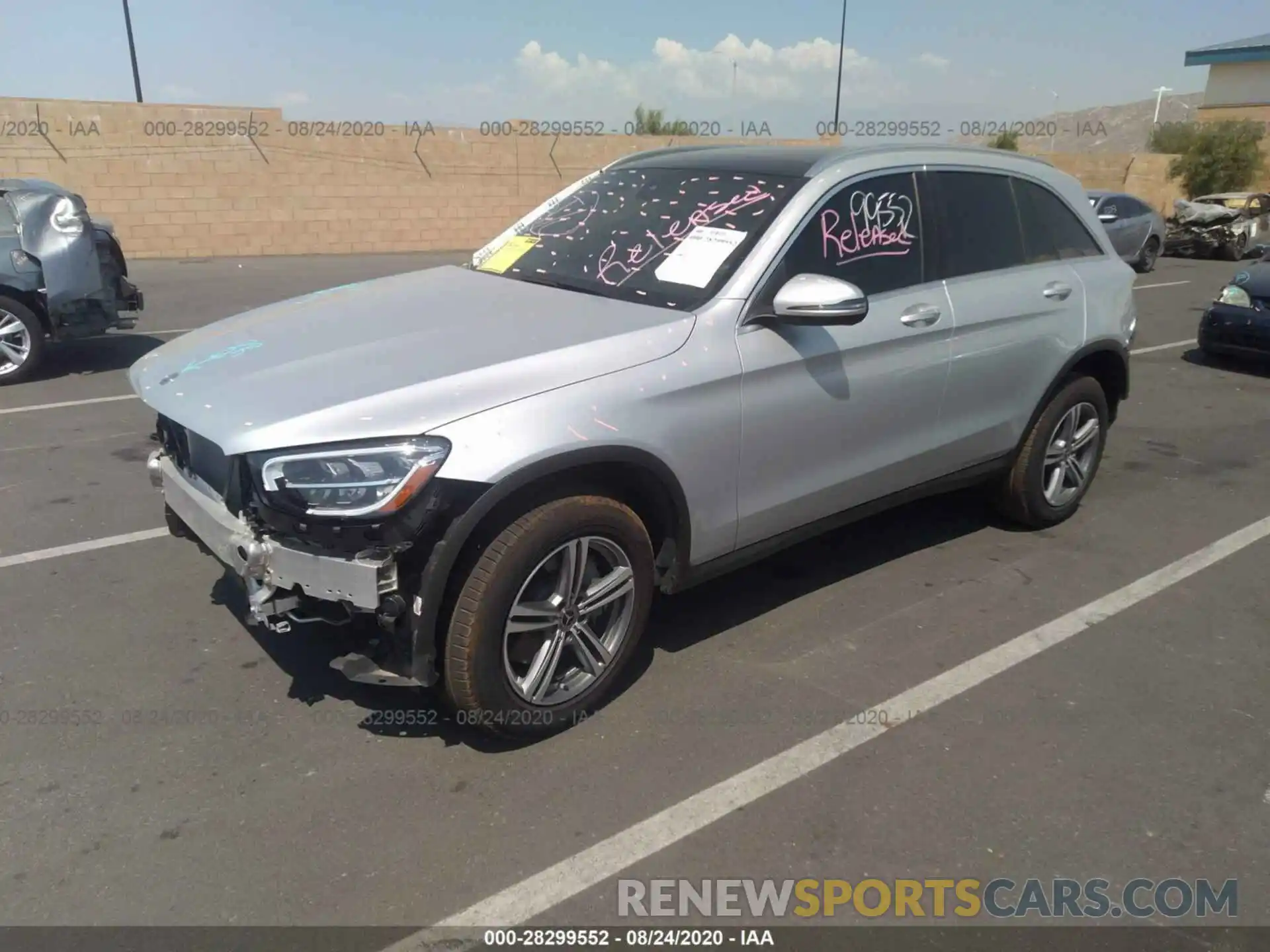 2 Photograph of a damaged car WDC0G8DB5LF740662 MERCEDES-BENZ GLC 2020