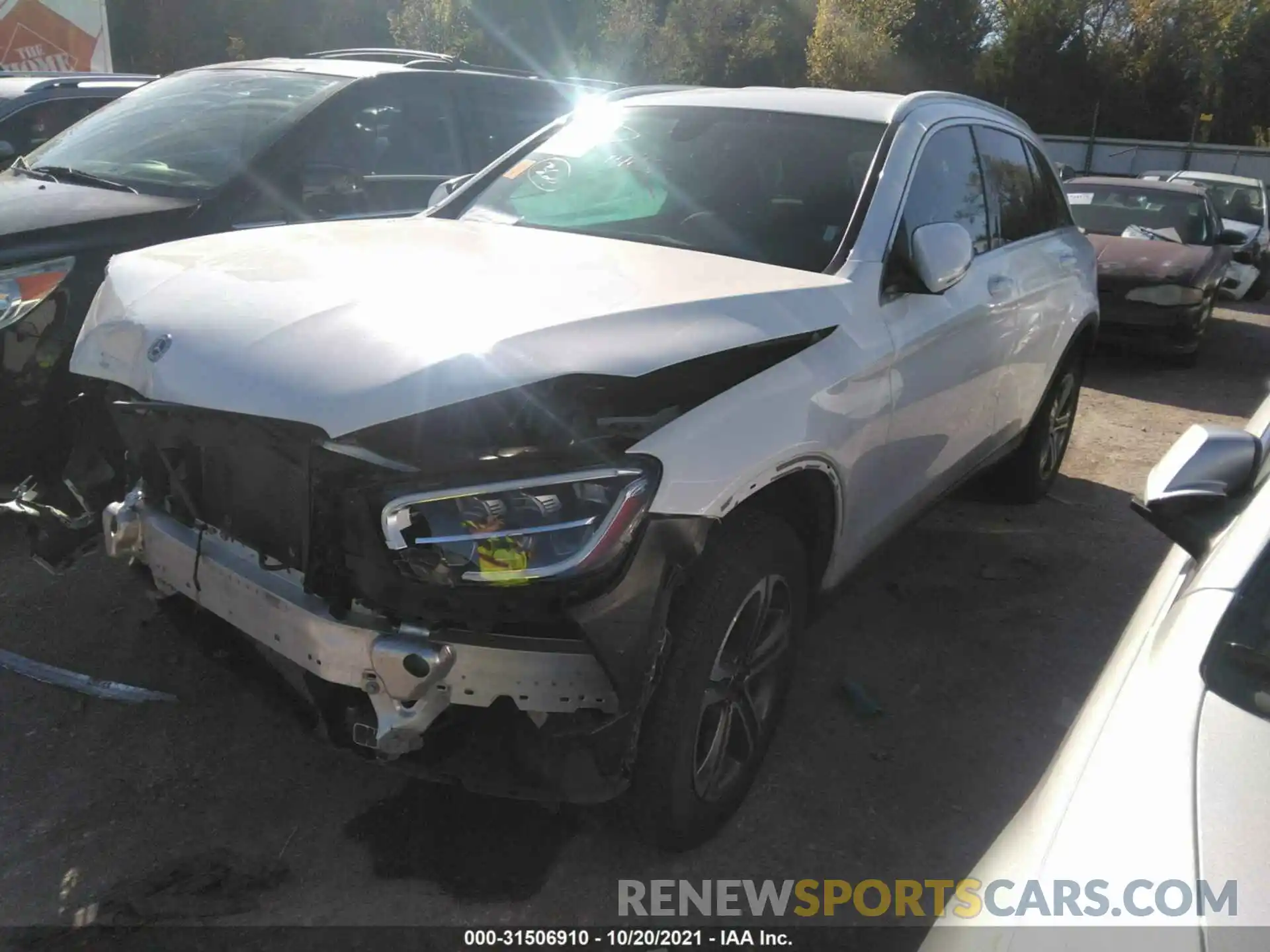 2 Photograph of a damaged car WDC0G8DB6LF724342 MERCEDES-BENZ GLC 2020