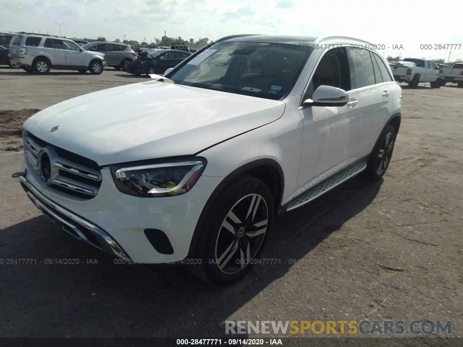 2 Photograph of a damaged car WDC0G8DB7LF694851 MERCEDES-BENZ GLC 2020