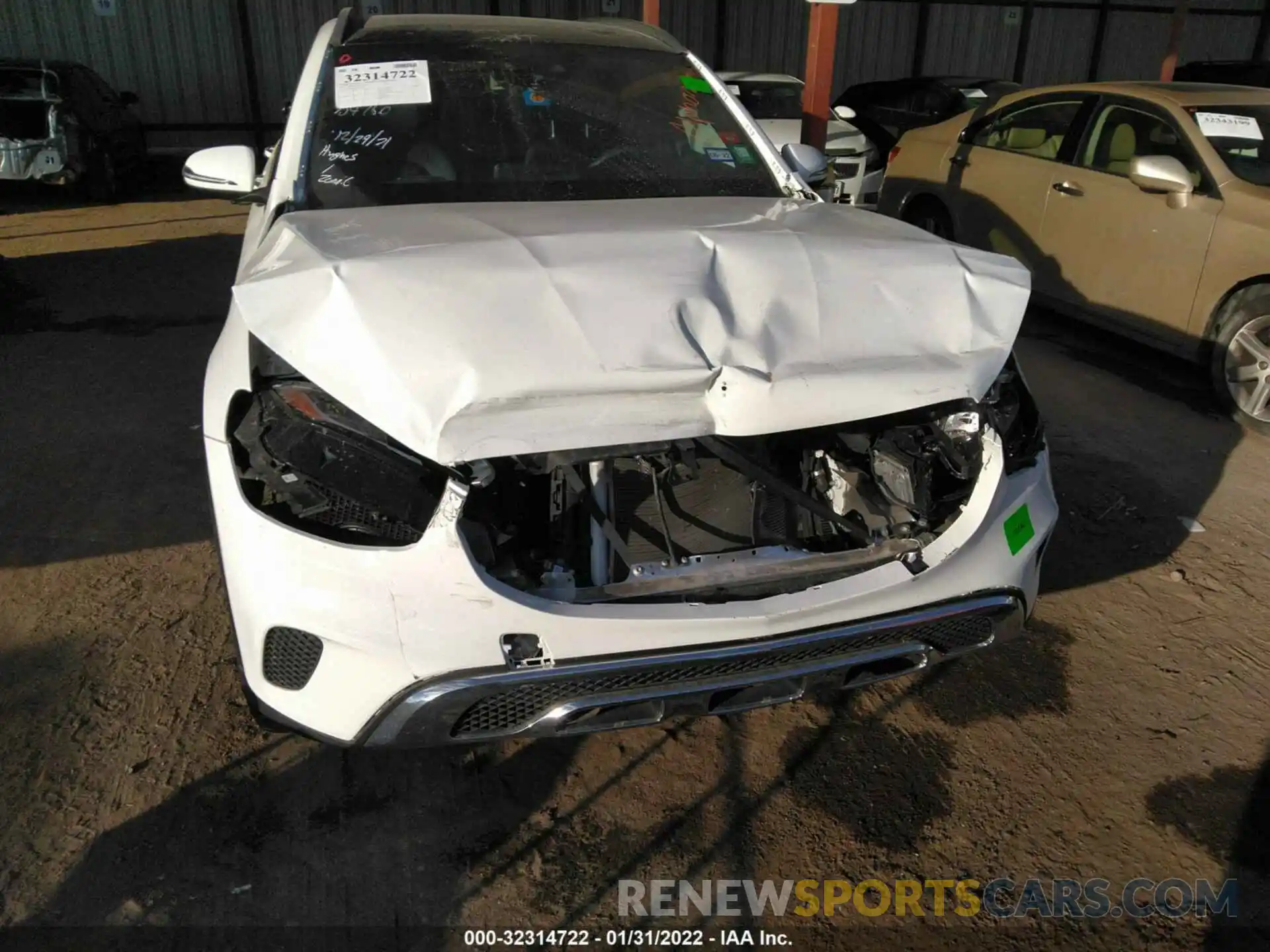 6 Photograph of a damaged car WDC0G8DB8LF682093 MERCEDES-BENZ GLC 2020