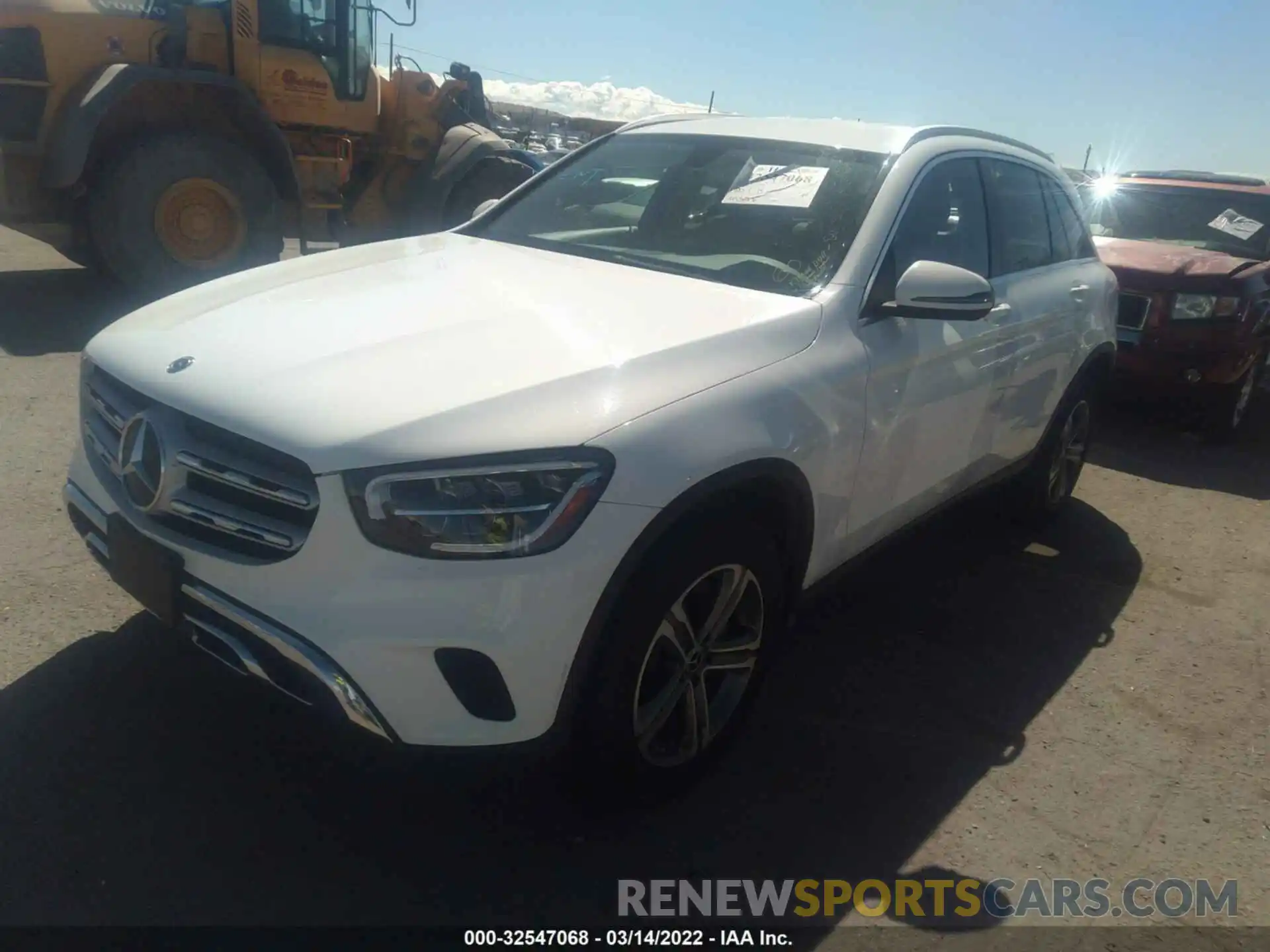 2 Photograph of a damaged car WDC0G8DB8LF685981 MERCEDES-BENZ GLC 2020