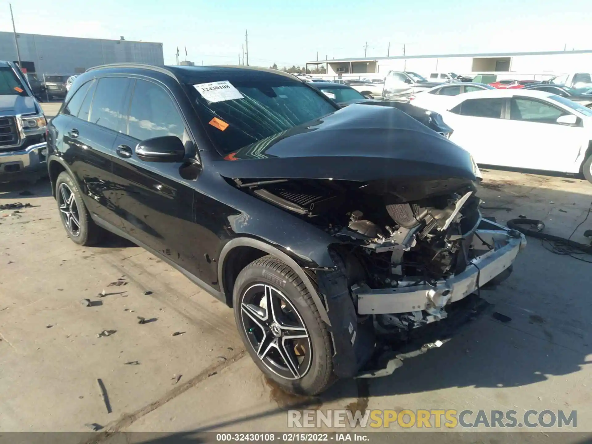 1 Photograph of a damaged car WDC0G8DB8LF704304 MERCEDES-BENZ GLC 2020