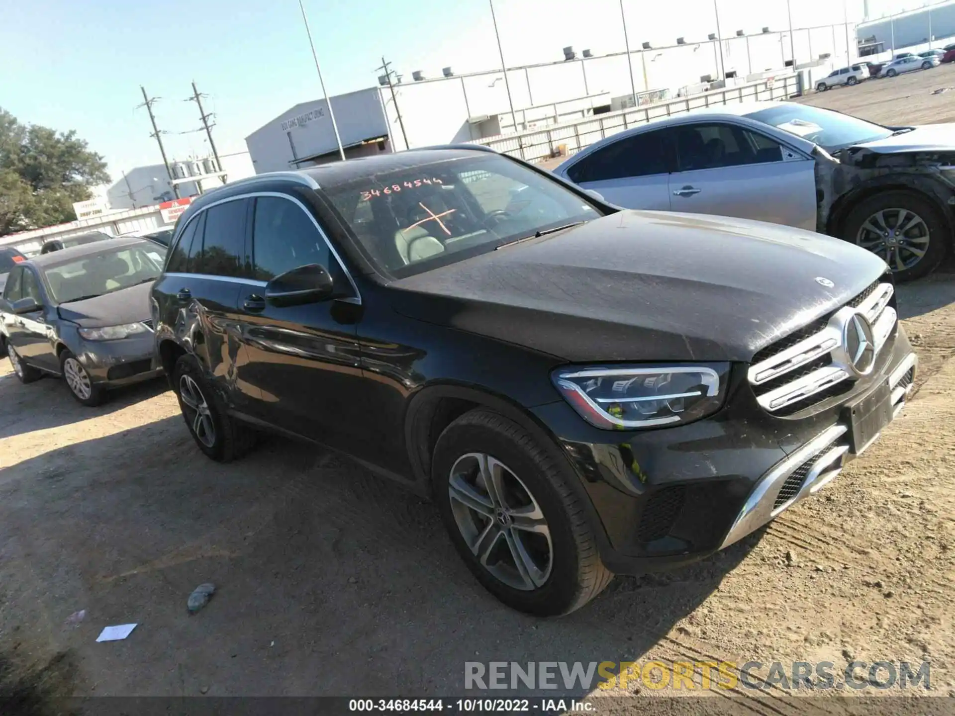 1 Фотография поврежденного автомобиля WDC0G8DB9LF674813 MERCEDES-BENZ GLC 2020