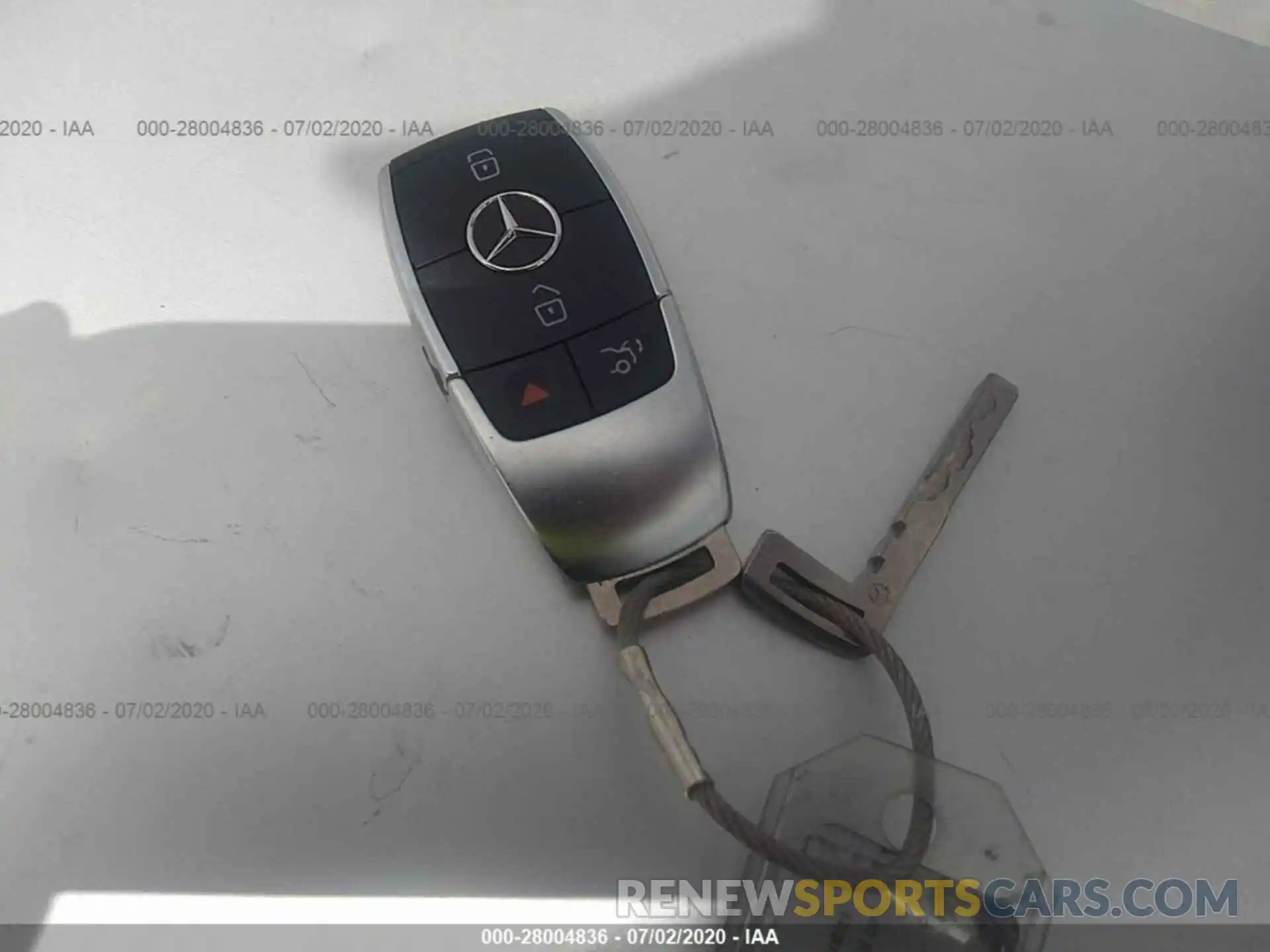 11 Photograph of a damaged car WDC0G8DB9LF727185 MERCEDES-BENZ GLC 2020